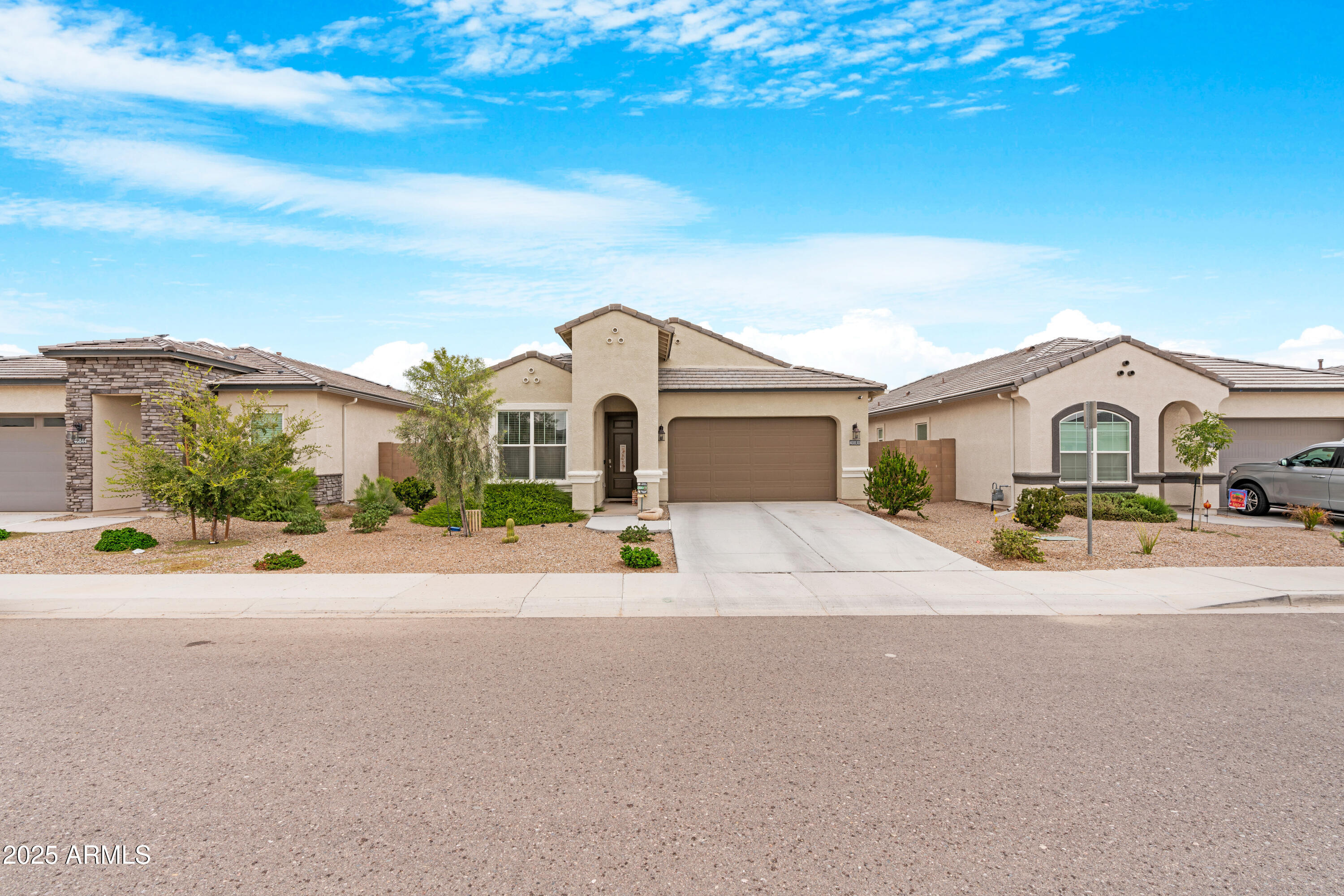 40830 W SUNLAND Drive