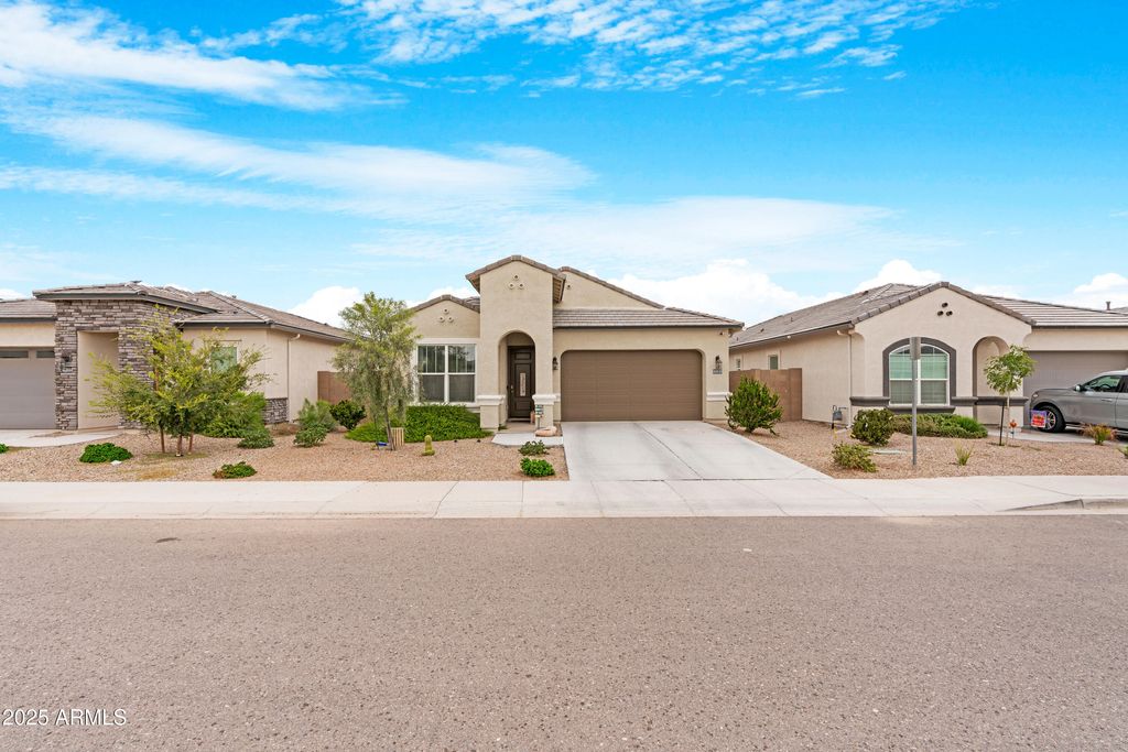 Photo of 40830 W Sunland Drive, Maricopa, AZ 85138 (MLS # 6932364)