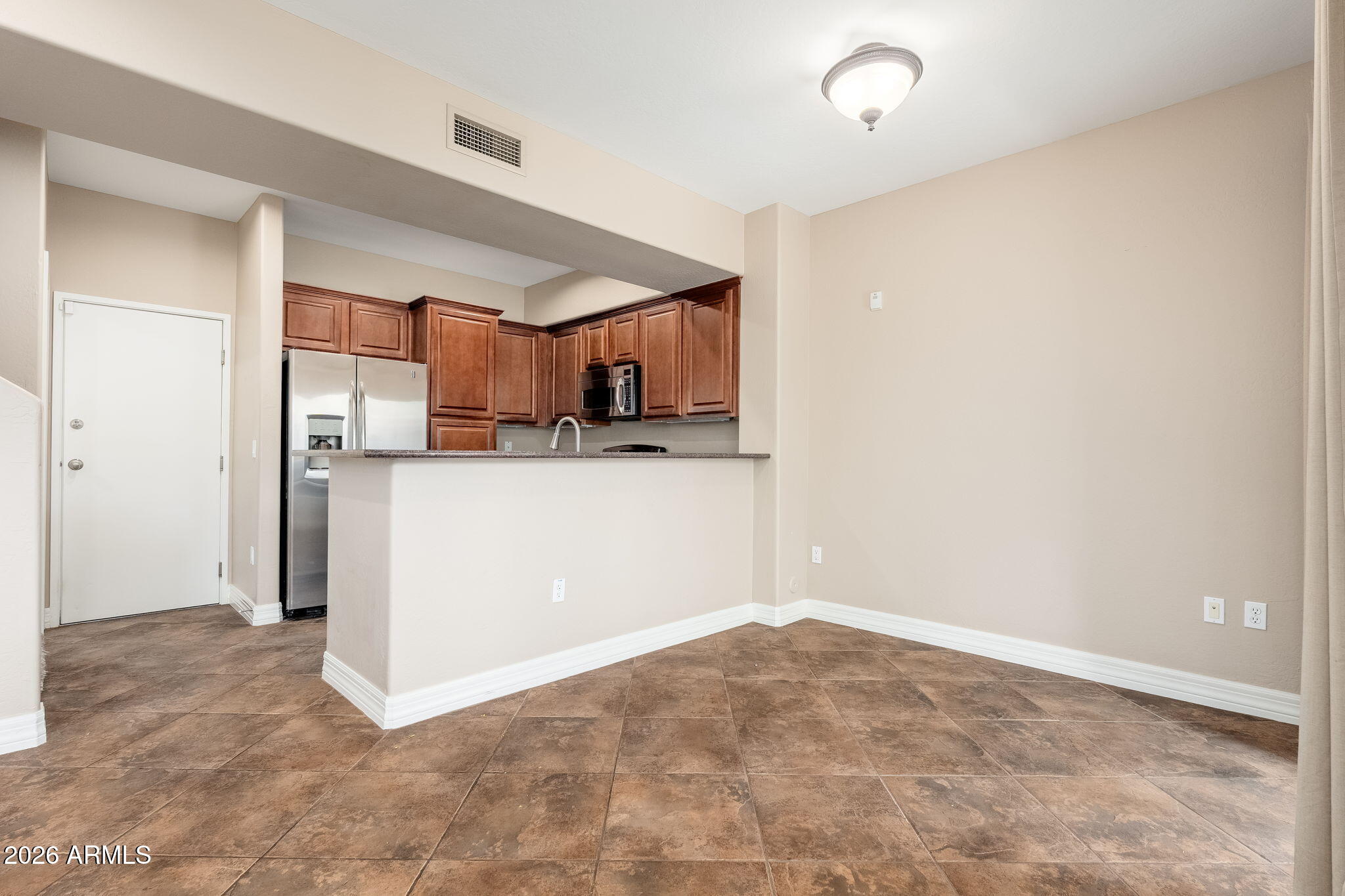 3935 E ROUGH RIDER Road 1020