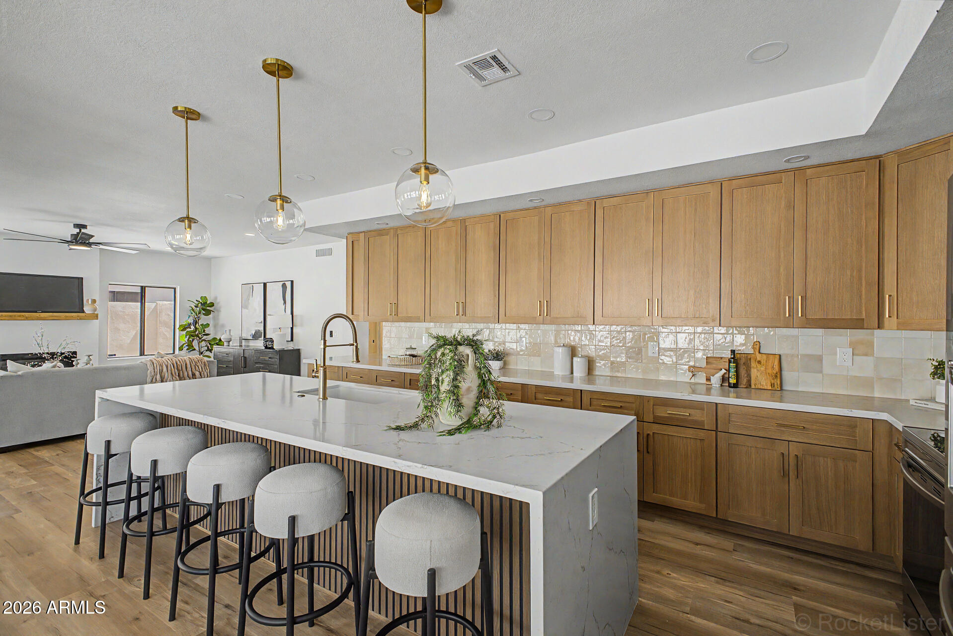 DESERT WILLOW ESTATES AT TATUM RANCH REPLAT - Residential