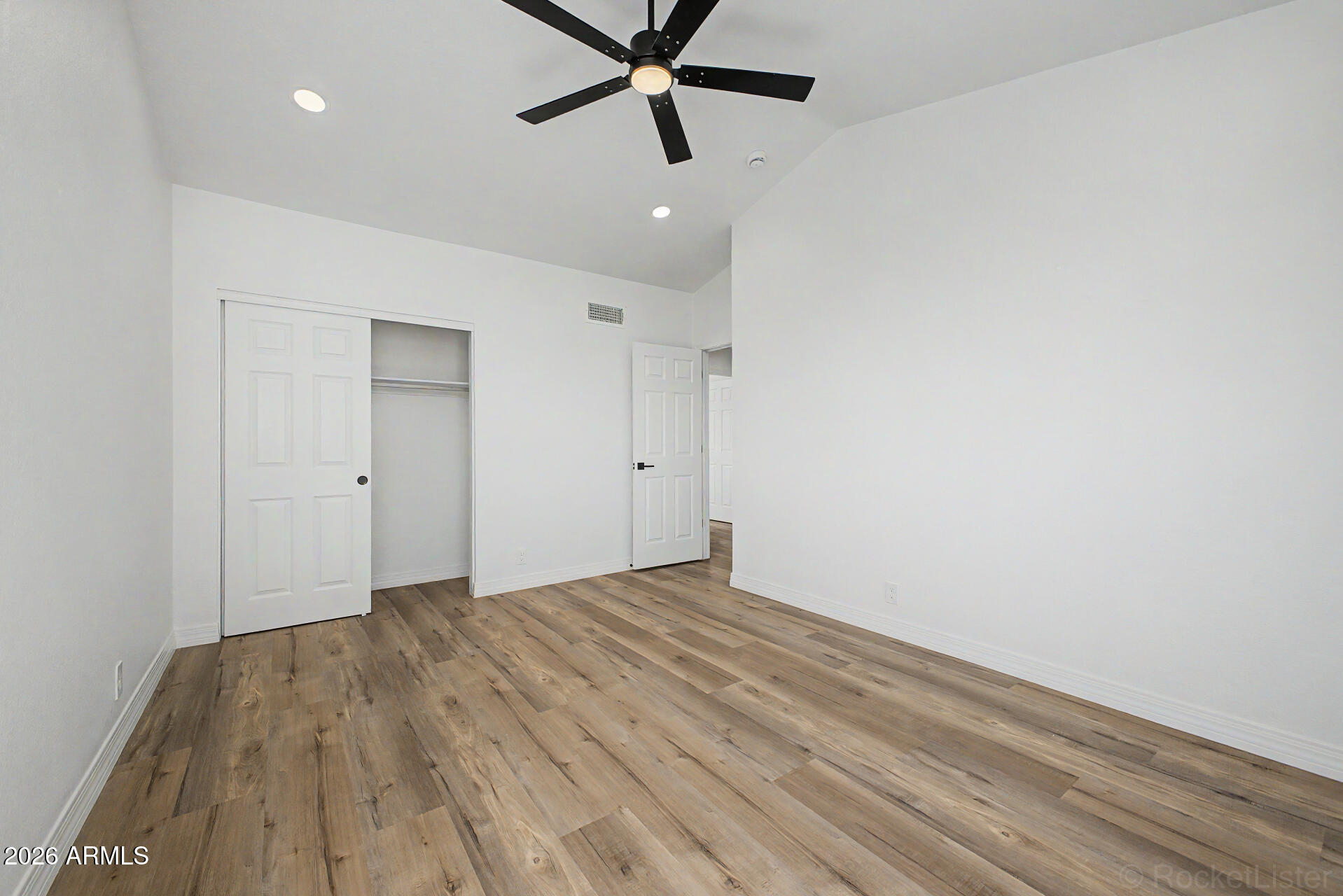 DESERT WILLOW ESTATES AT TATUM RANCH REPLAT - Residential
