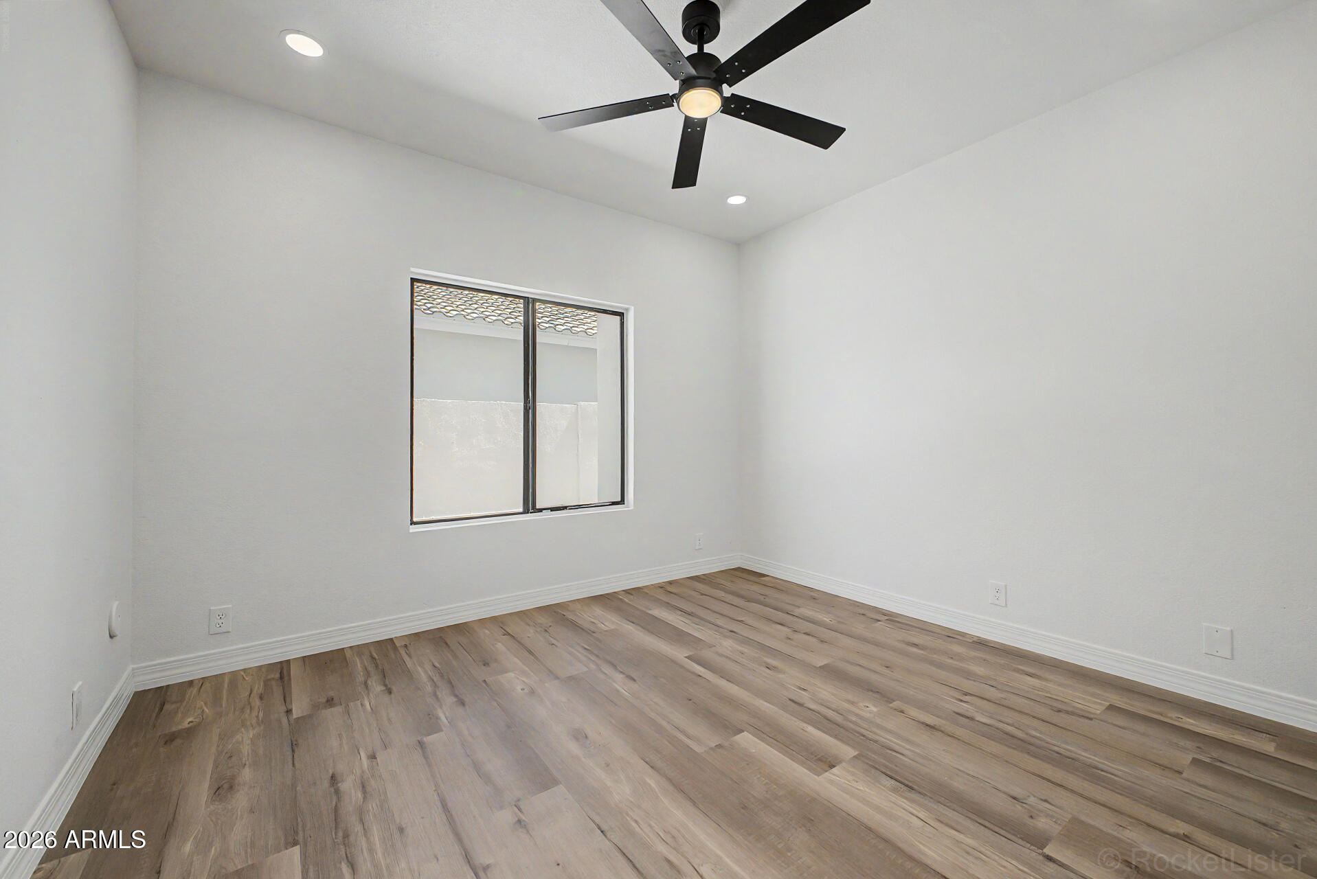 DESERT WILLOW ESTATES AT TATUM RANCH REPLAT - Residential