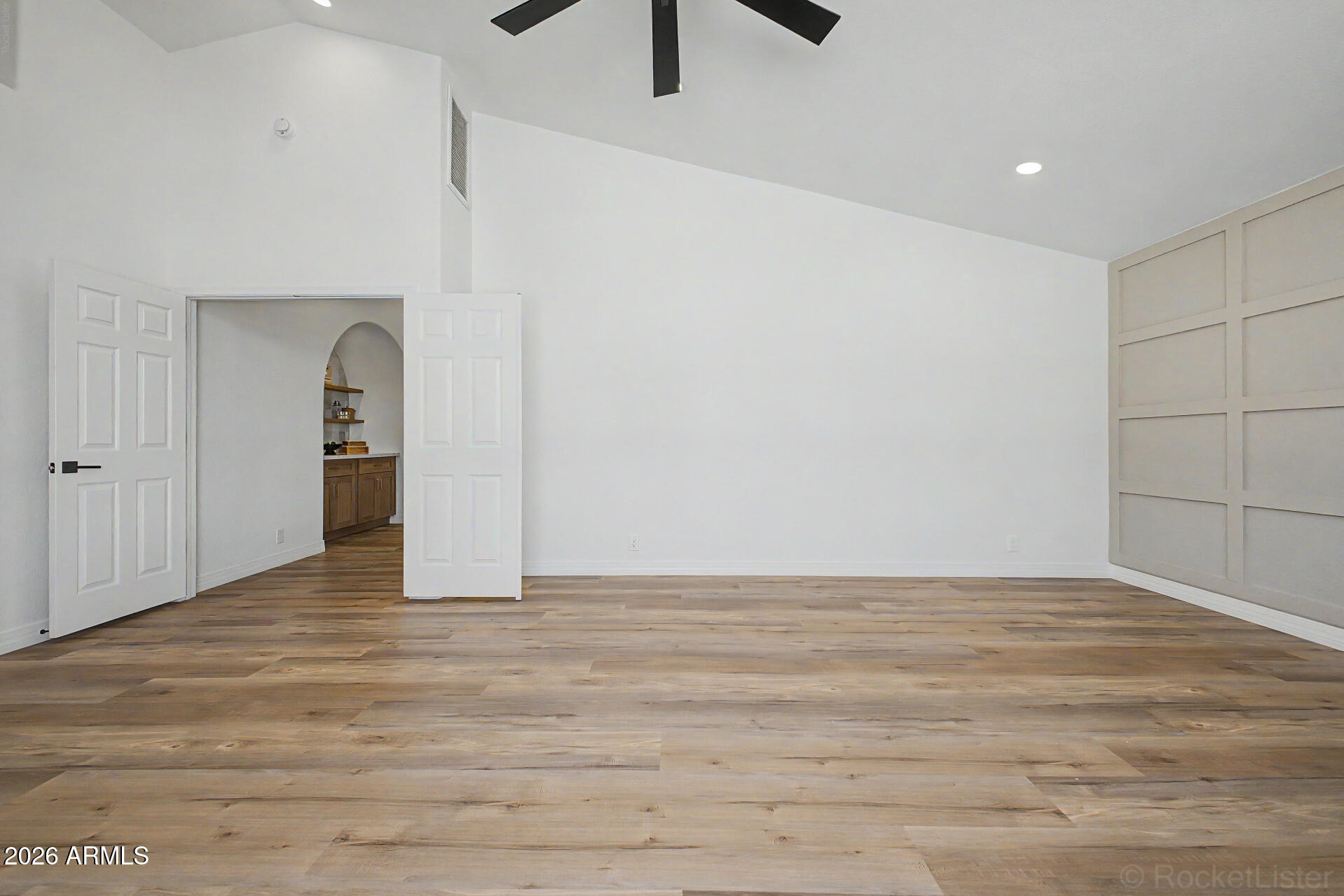 DESERT WILLOW ESTATES AT TATUM RANCH REPLAT - Residential