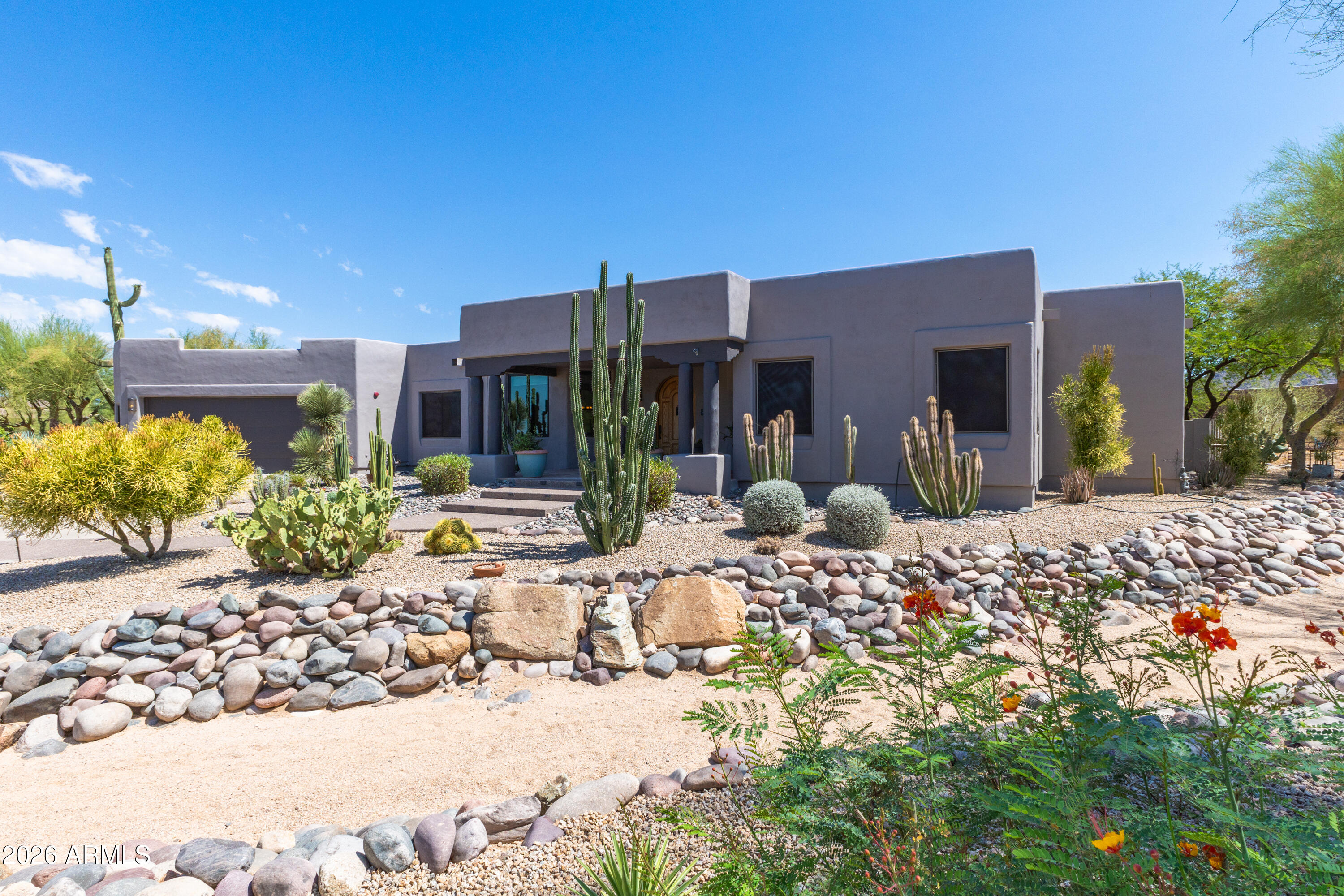 8626 E SANTA CATALINA Drive