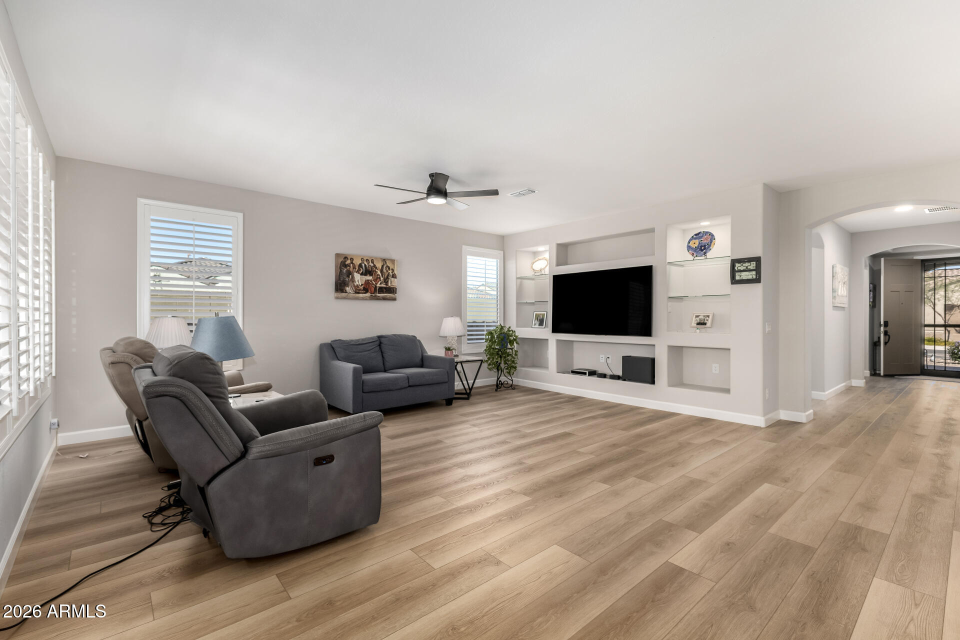 4782 N CORONADO Drive