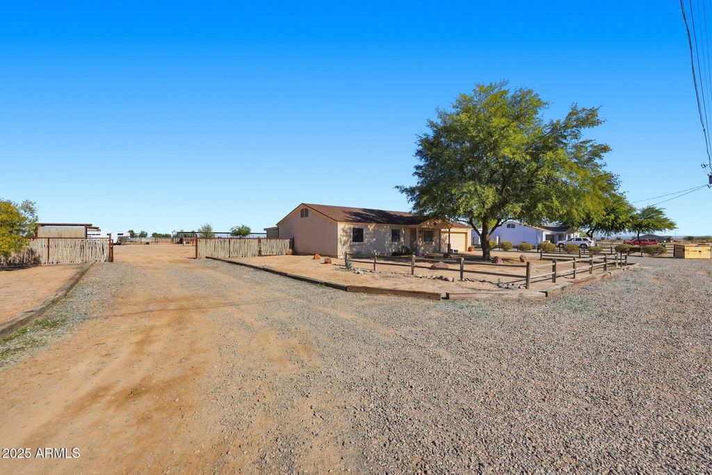 Photo of 3356 E Gurr Lane, Coolidge, AZ 85128 (MLS # 6960505)