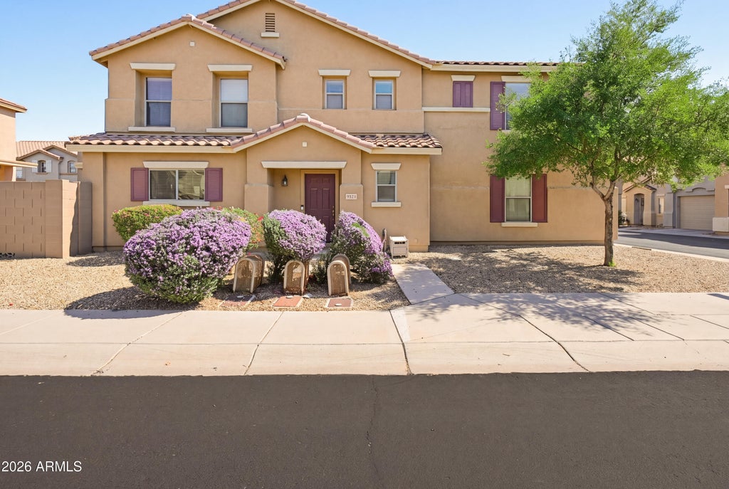 Photo of 9541 N 82nd Glen, Peoria, AZ 85345 (MLS # 7092623)