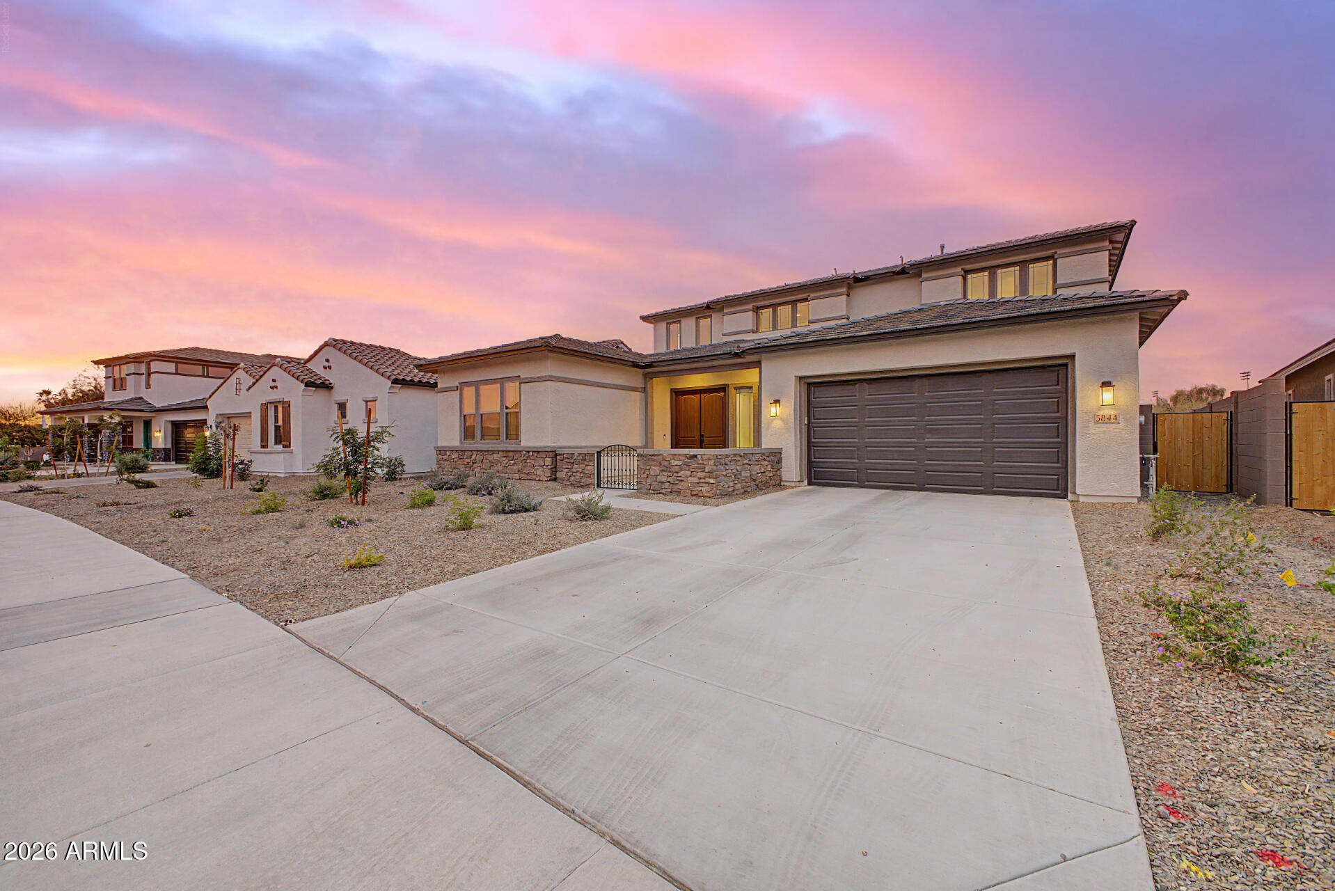 5844 W MAUNA LOA Lane