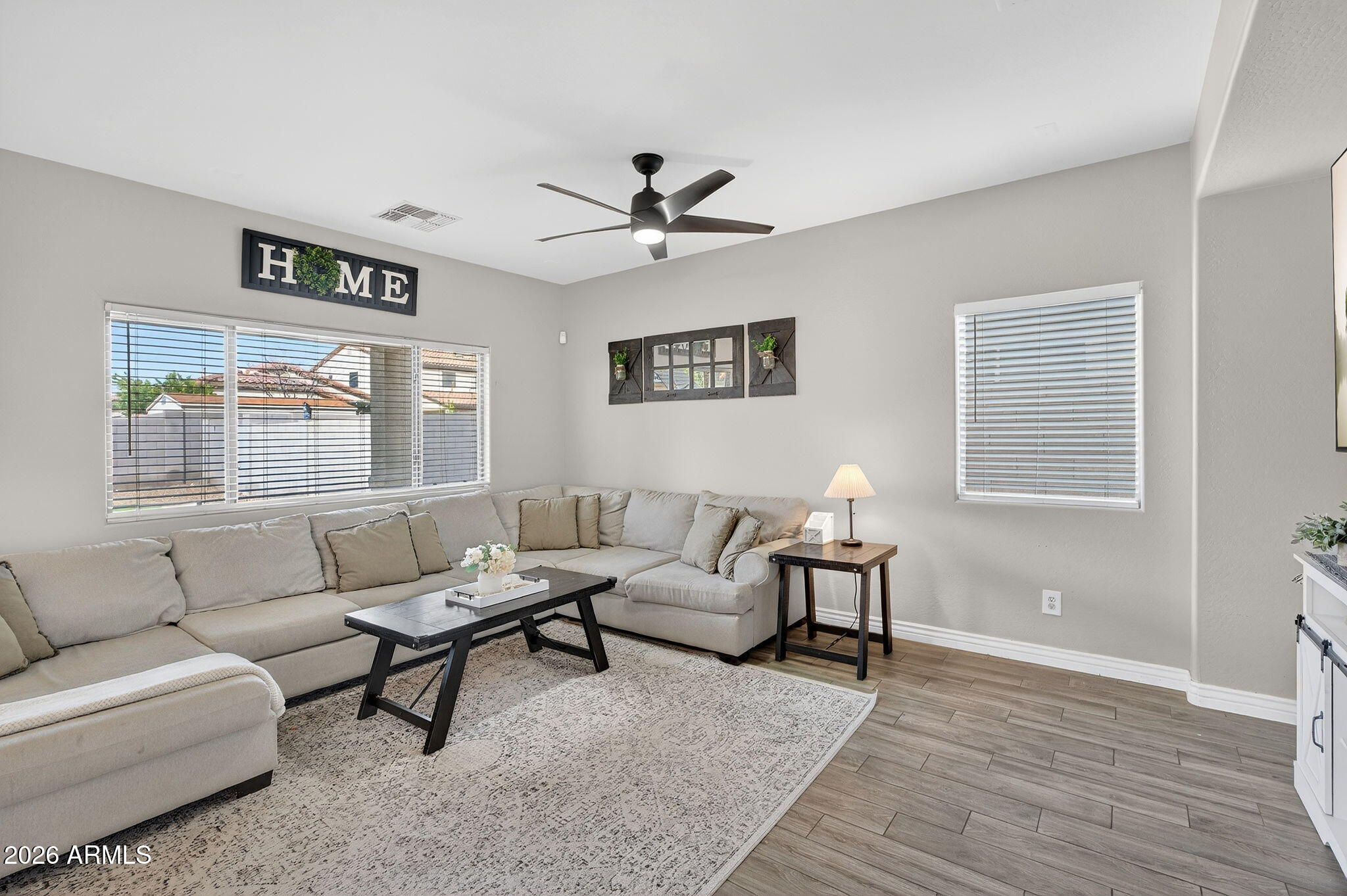 118 W DRAGON TREE Avenue