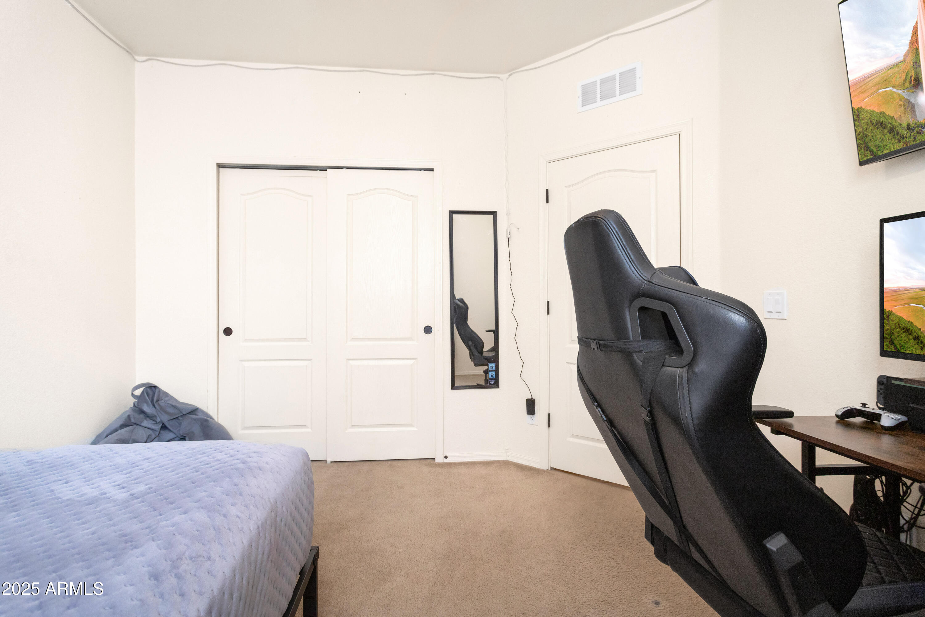 CAMPSTONE - Residential