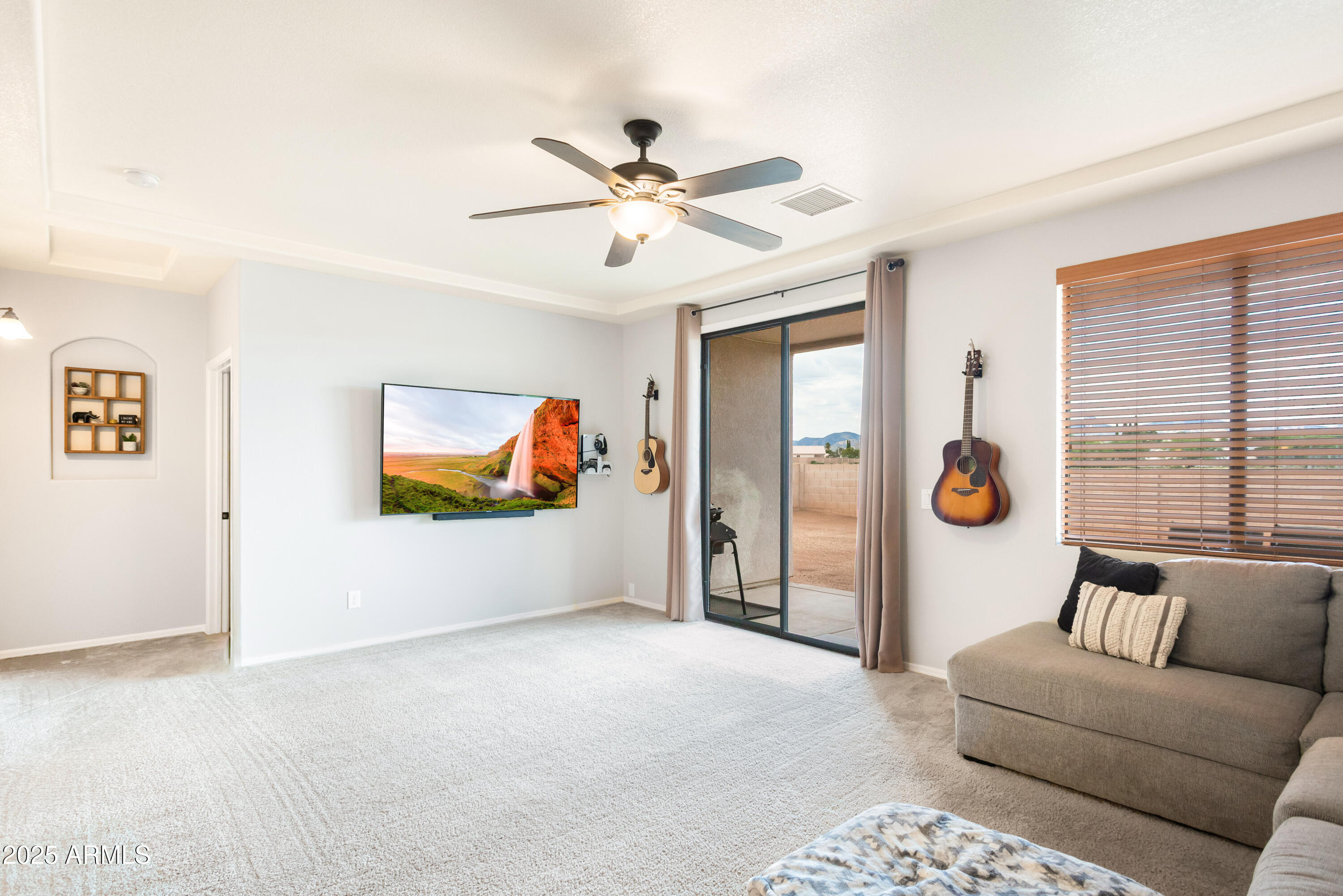 CAMPSTONE - Residential