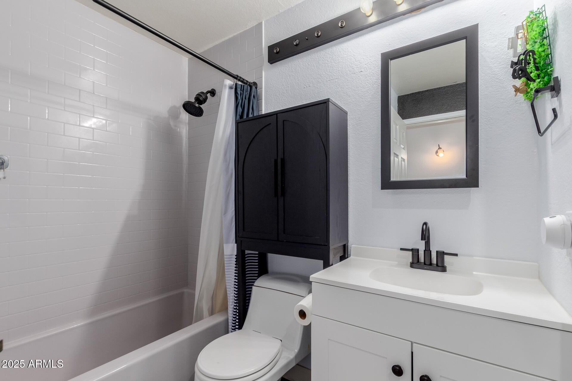 3401 W MORROW Drive 5