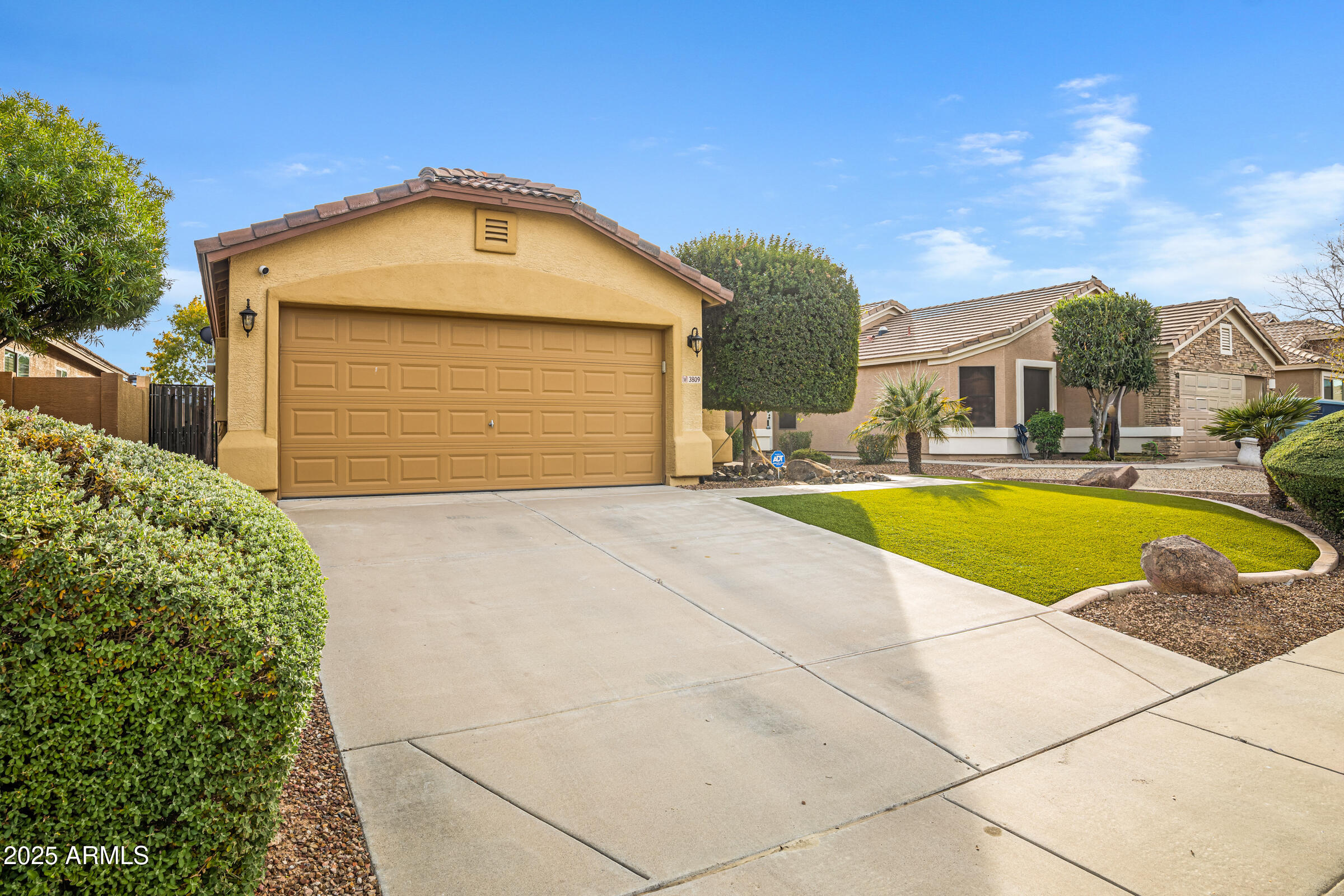 3809 W Five Mile Peak Drive