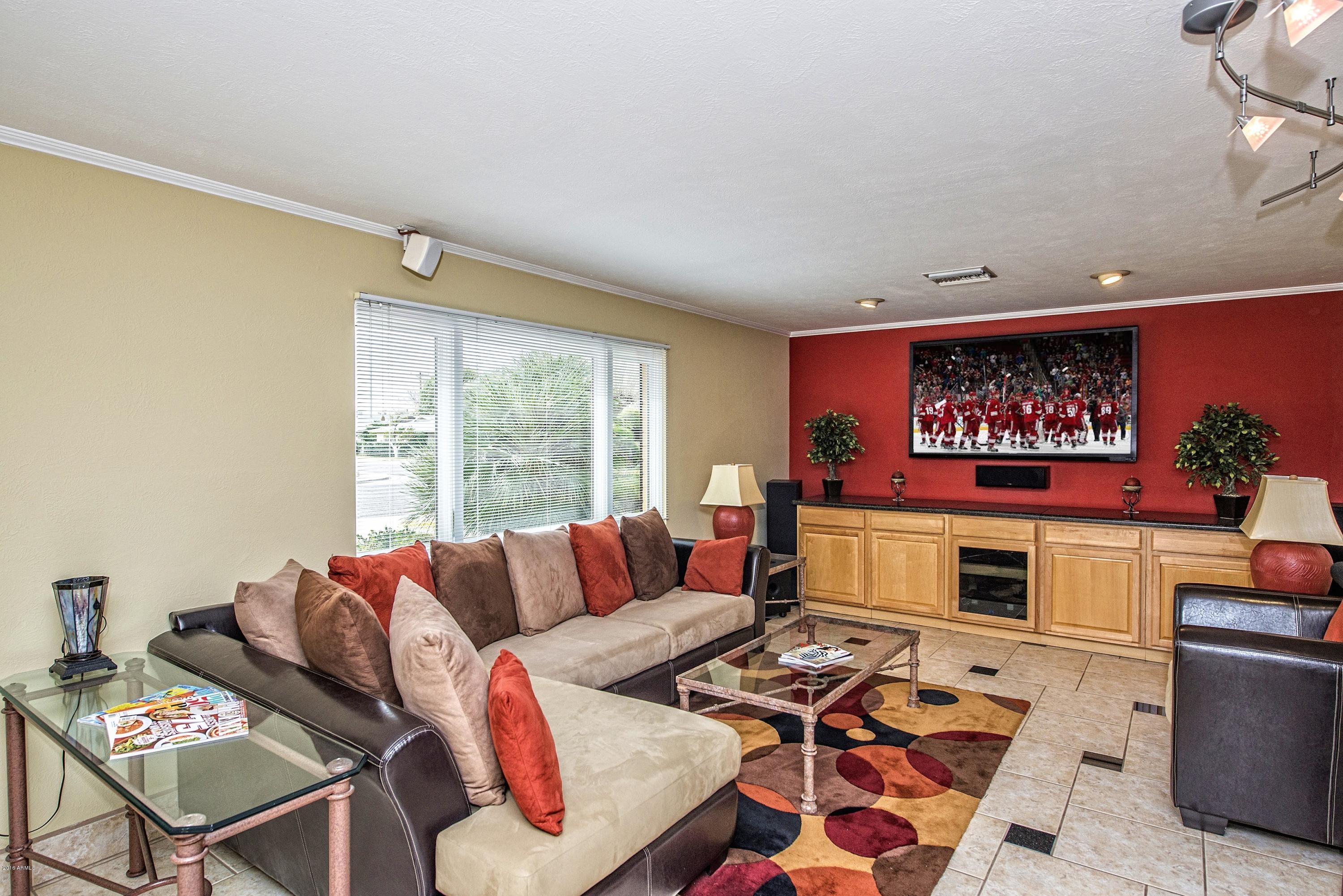 4406 N DROMEDARY Road