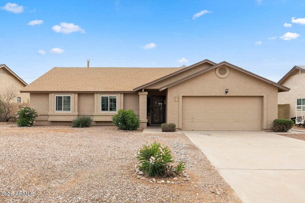Photo of 9887 E Del Monte Avenue, Gold Canyon, AZ 85118 (MLS # 7008588)