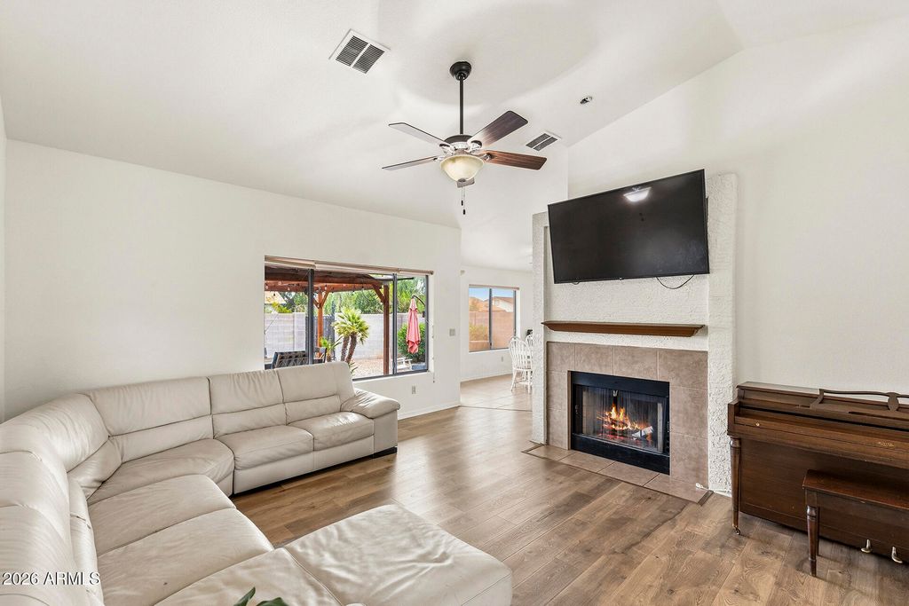Photo of 9887 E Del Monte Avenue, Gold Canyon, AZ 85118 (MLS # 7008588)