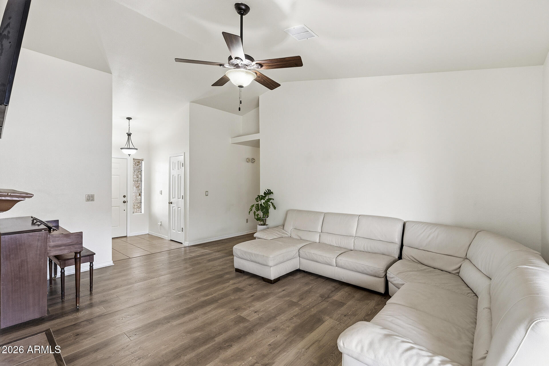 9887 E DEL MONTE Avenue