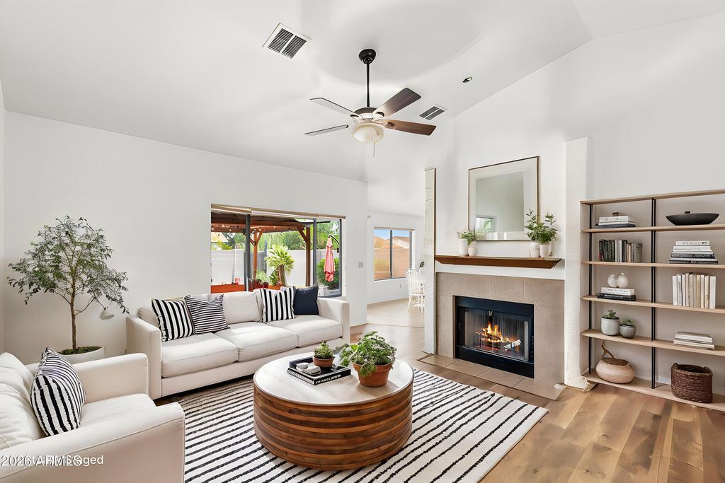 Photo of 9887 E Del Monte Avenue, Gold Canyon, AZ 85118 (MLS # 7008588)