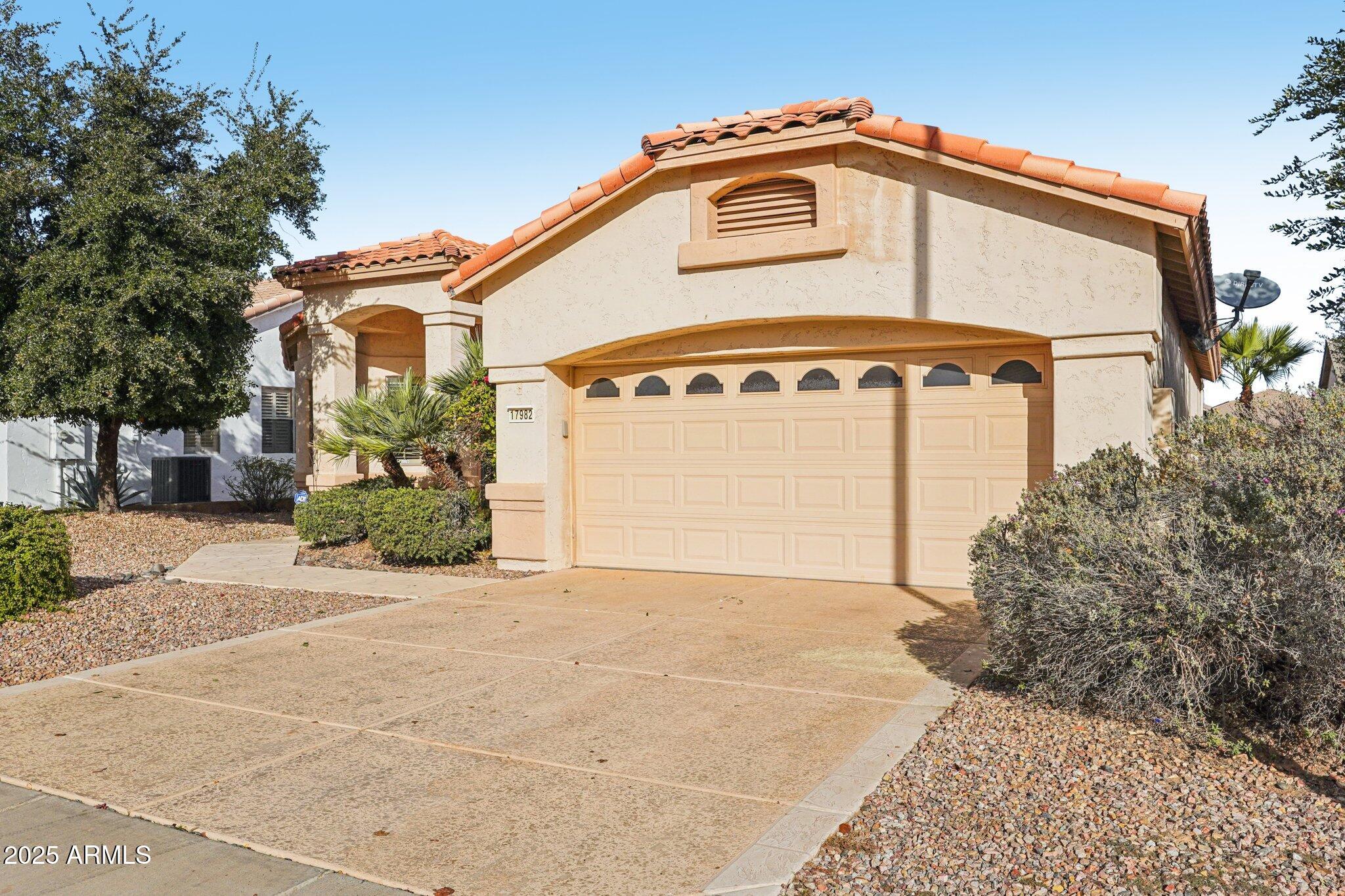 17982 W UDALL Drive W