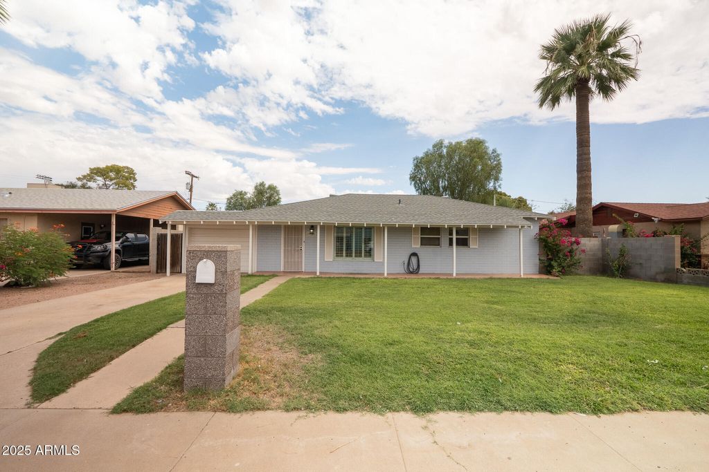 Photo of 914 N Cameron Avenue, Casa Grande, AZ 85122 (MLS # 6923515)