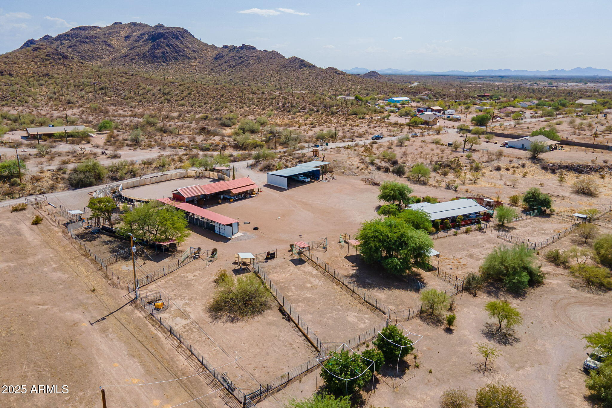 1900 W RUNNING DEER Drive