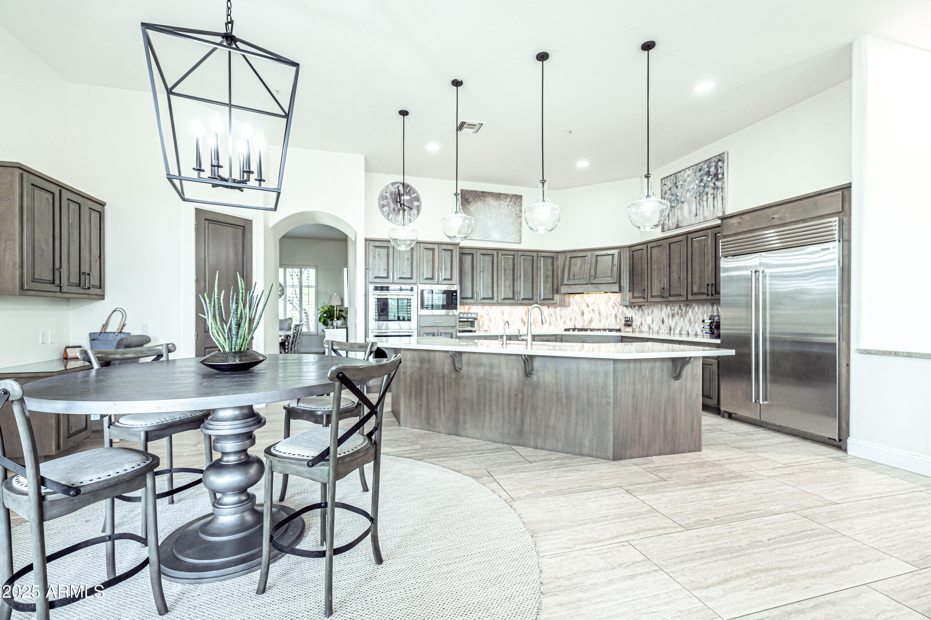 Scottsdale, Arizona 85255, United States, 4 Bedrooms Bedrooms, ,4 BathroomsBathrooms,Residential,Pending,204608