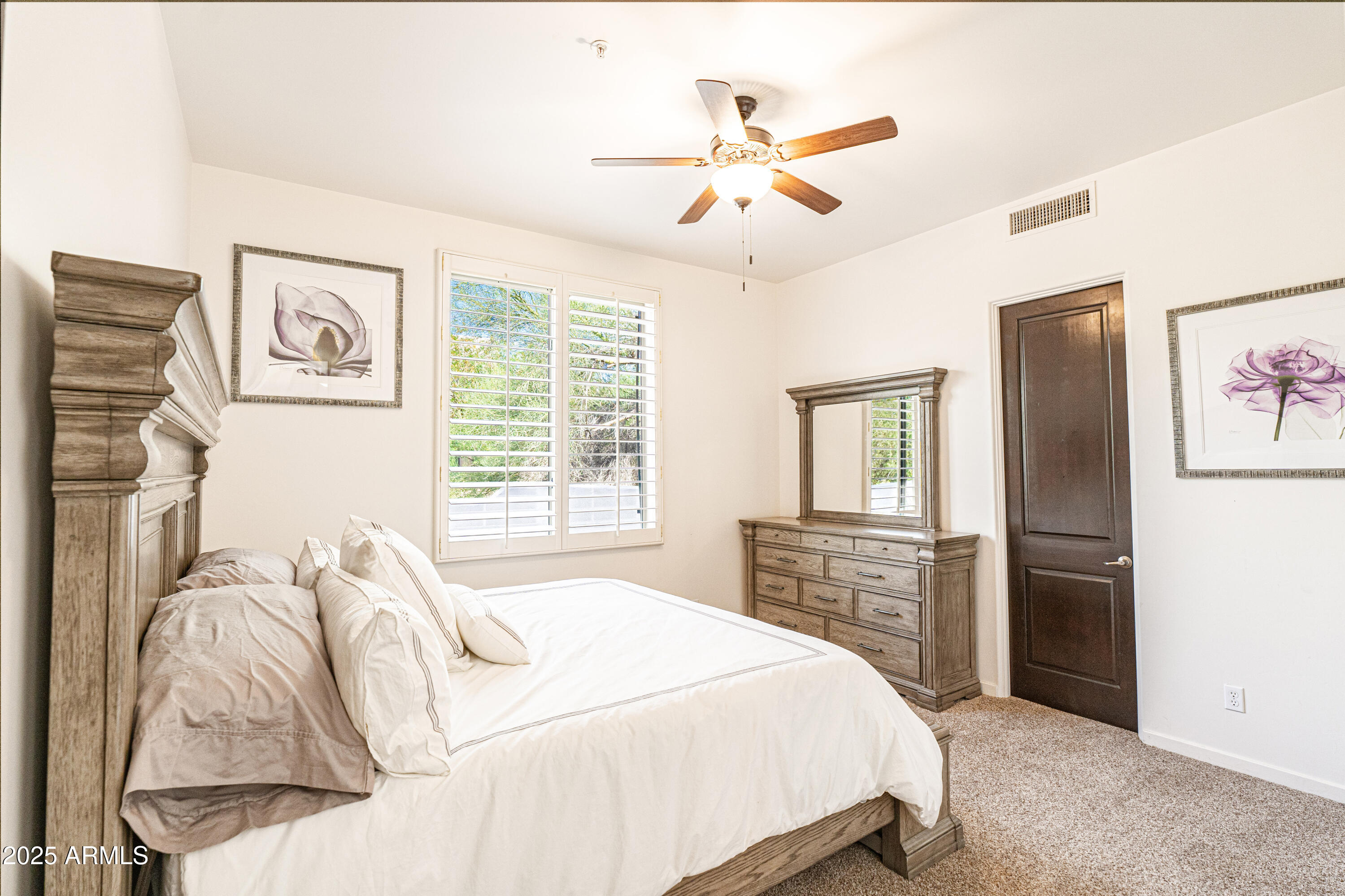 Scottsdale, Arizona 85255, United States, 4 Bedrooms Bedrooms, ,4 BathroomsBathrooms,Residential,Pending,204608