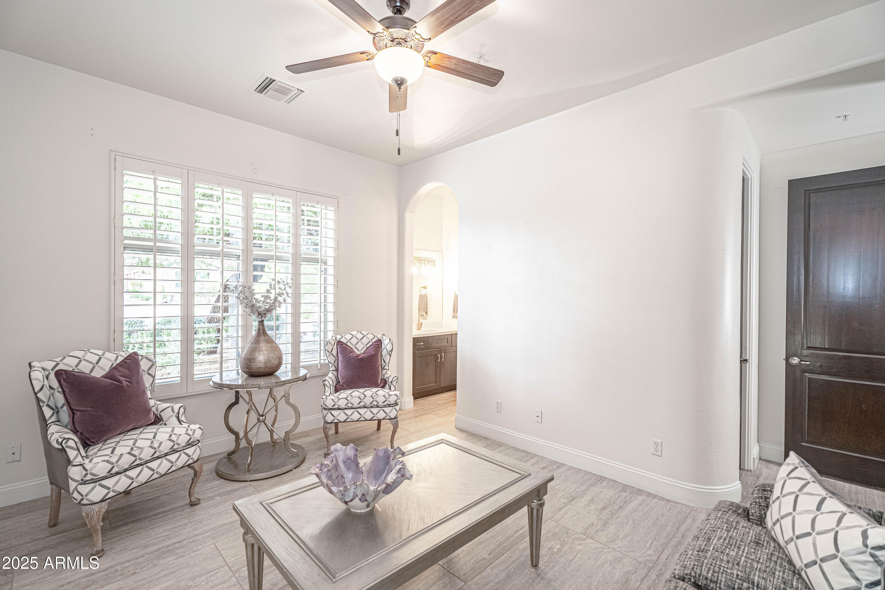 Scottsdale, Arizona 85255, United States, 4 Bedrooms Bedrooms, ,4 BathroomsBathrooms,Residential,Pending,204608