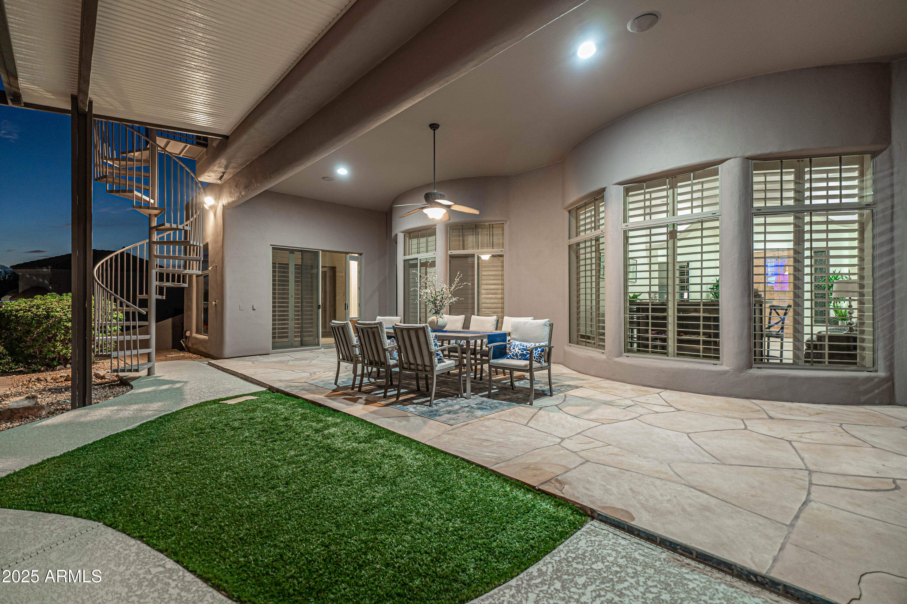 Scottsdale, Arizona 85255, United States, 4 Bedrooms Bedrooms, ,4 BathroomsBathrooms,Residential,Pending,204608