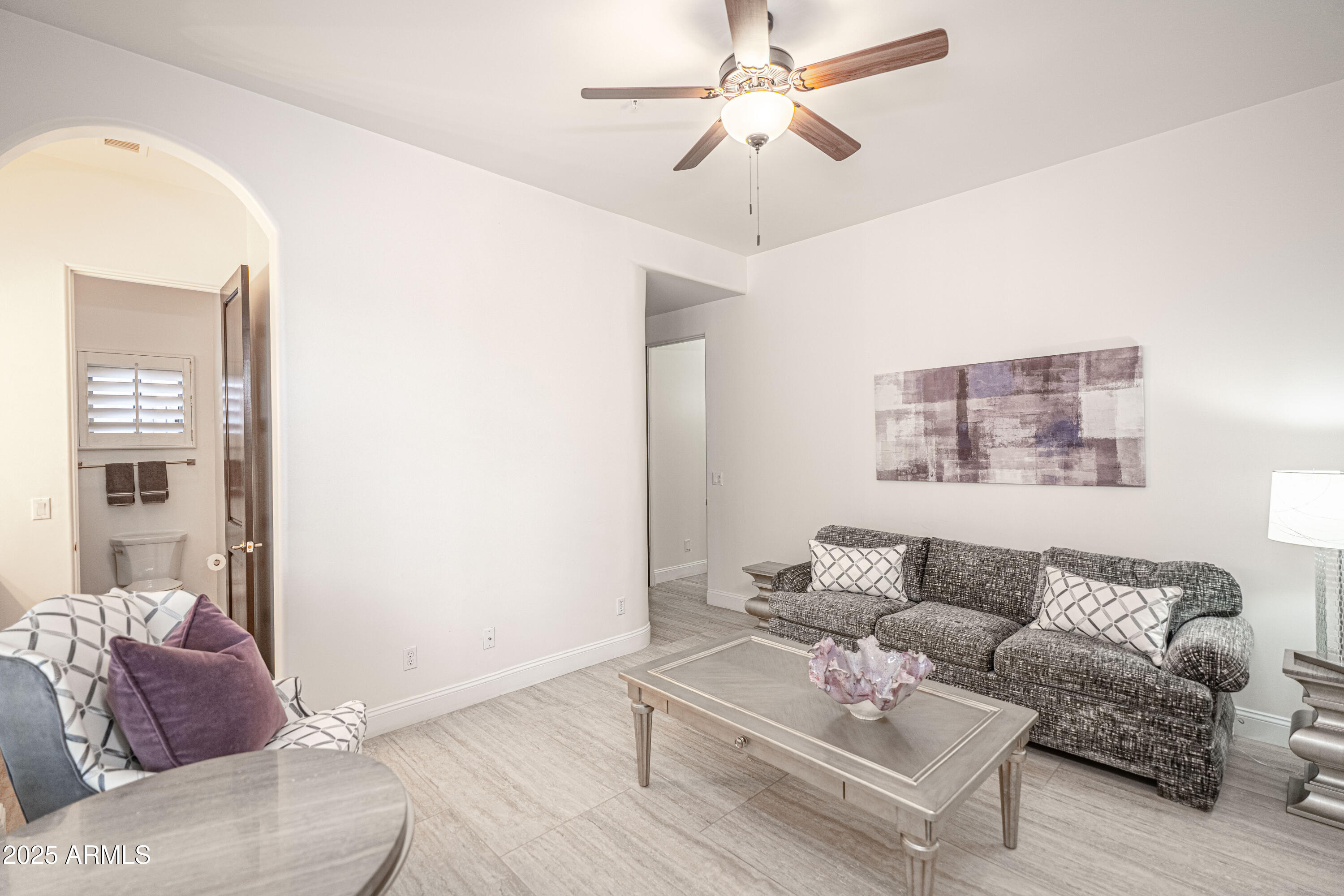 Scottsdale, Arizona 85255, United States, 4 Bedrooms Bedrooms, ,4 BathroomsBathrooms,Residential,Pending,204608