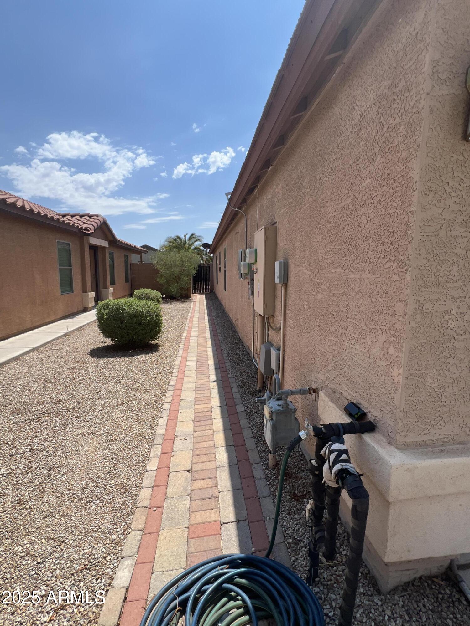 3925 E ROSE QUARTZ Lane