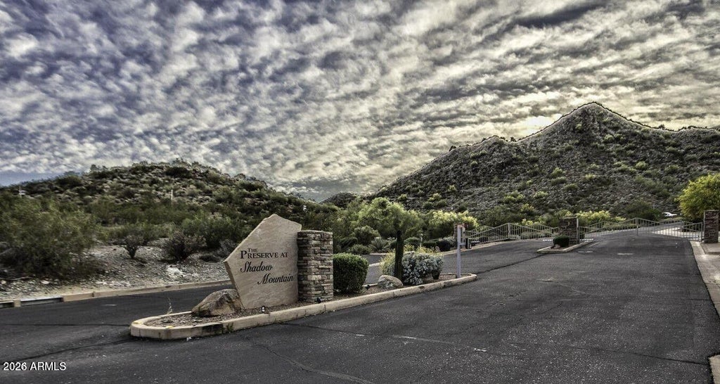 Photo of 2703 E Friess Drive #5, Phoenix, AZ 85032 (MLS # 7083254)
