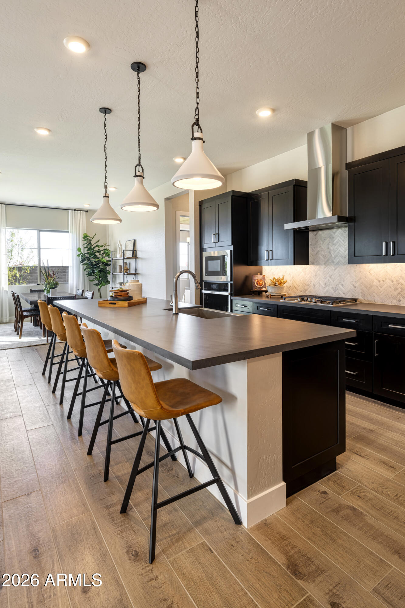 5737 S QUARTZ Street