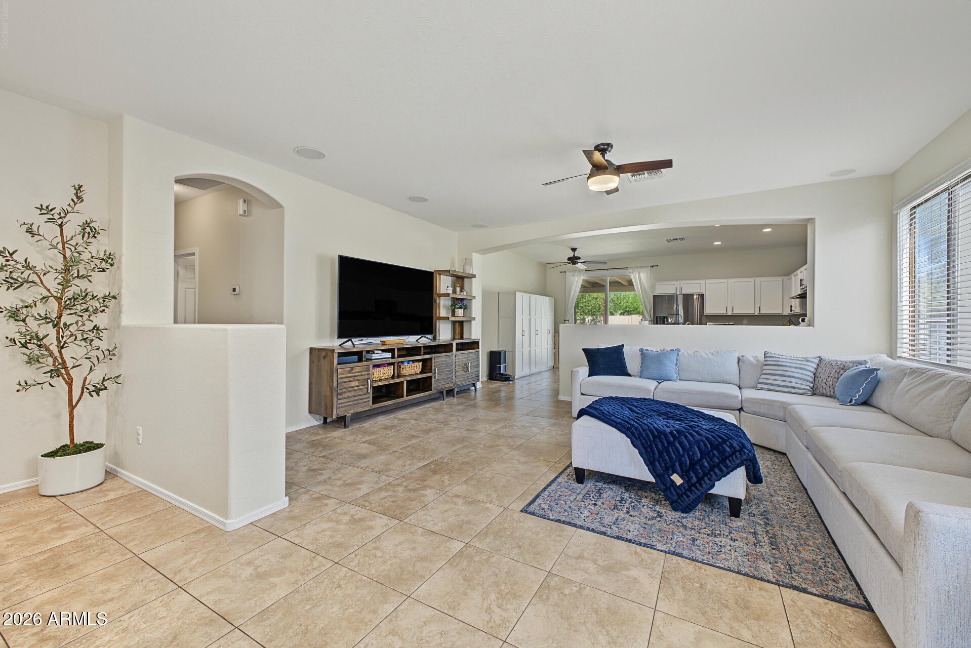 1054 E PRESS Road