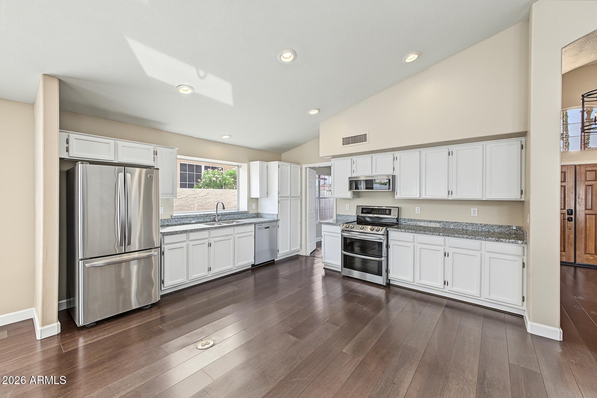 1218 E AZURE SEA Lane