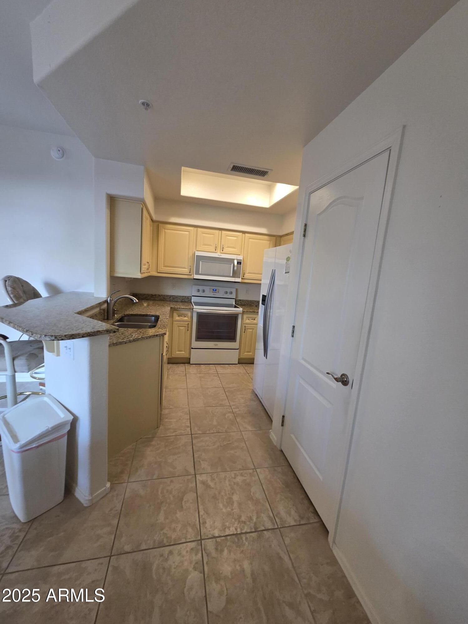 9151 W Greenway Road 182