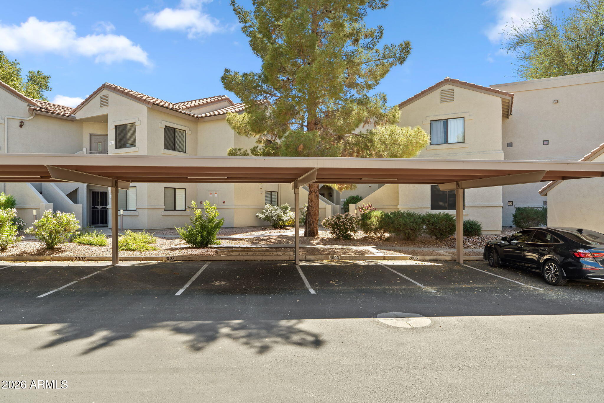 9455 E RAINTREE Drive 2006