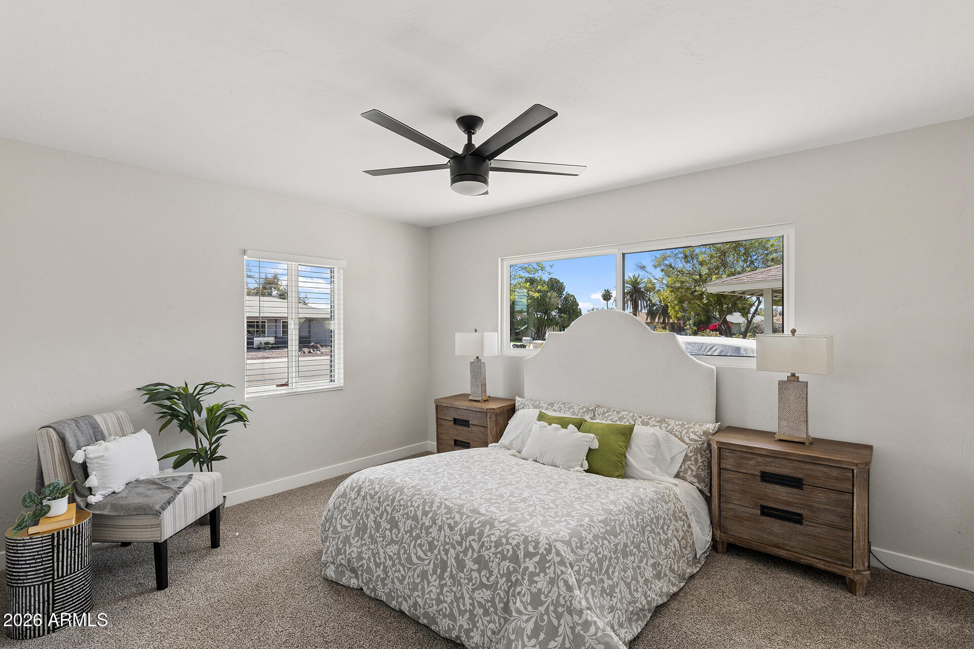 2336 W VILLAGE Drive