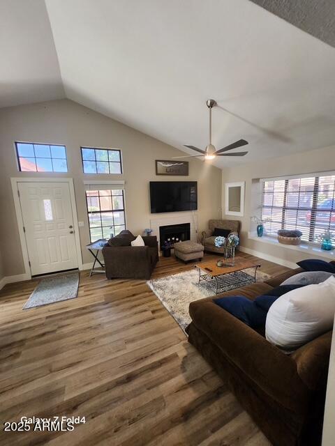 4901 E Kelton Lane 1067