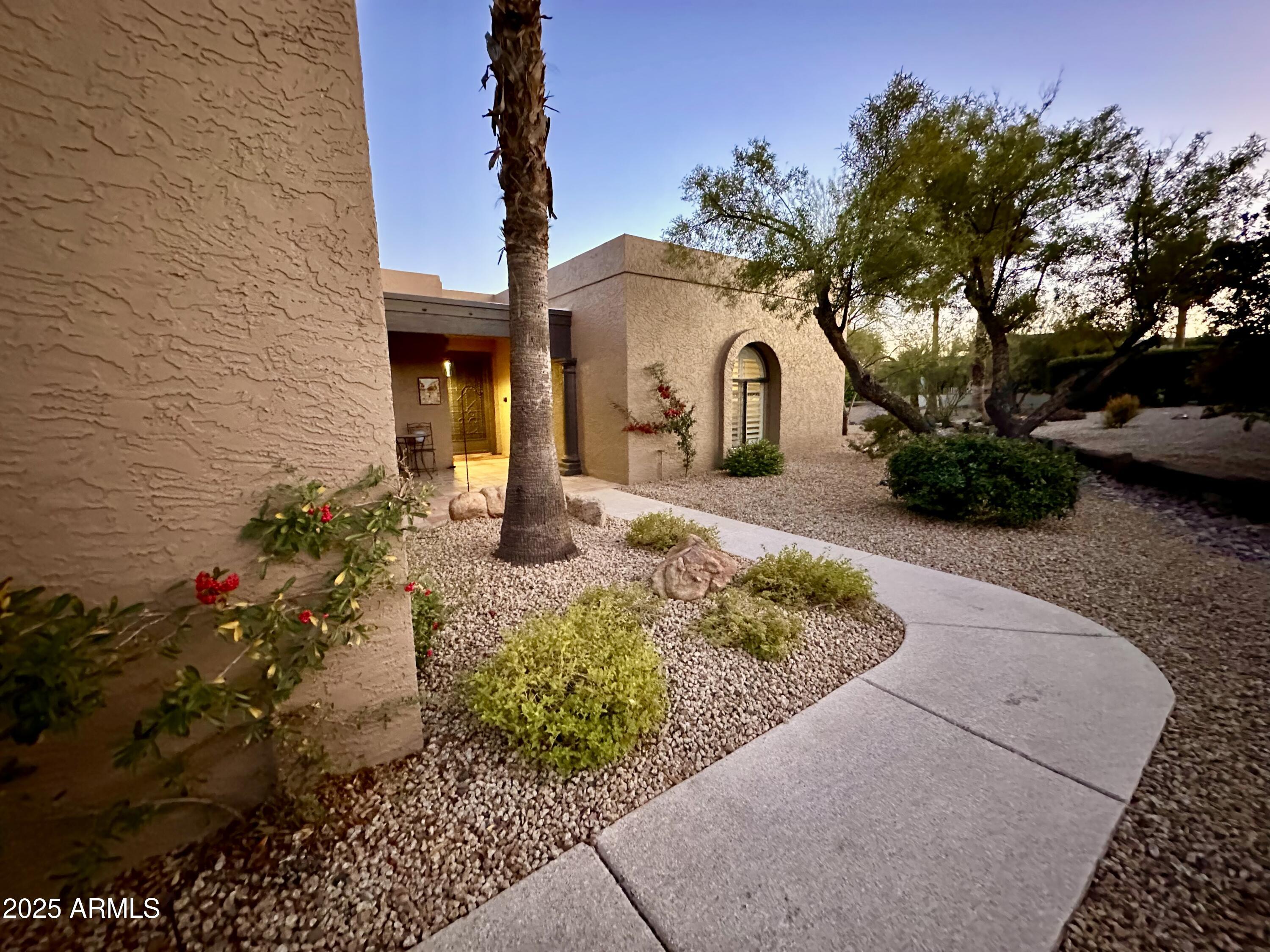 25617 N QUAIL HAVEN Drive