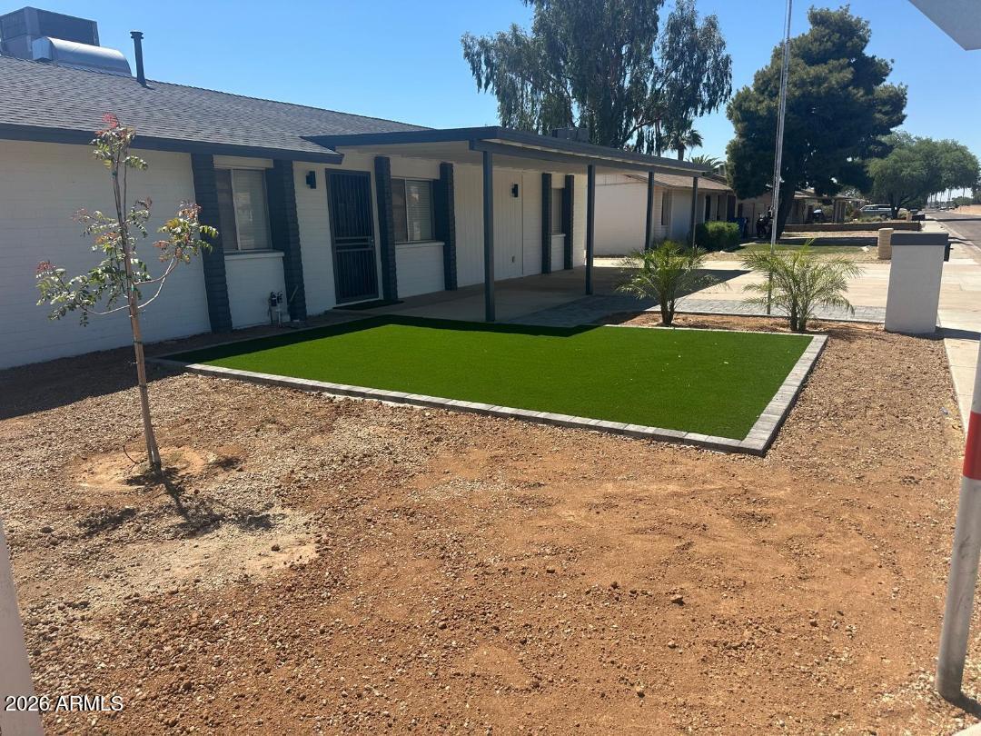 4343 E union hills Drive