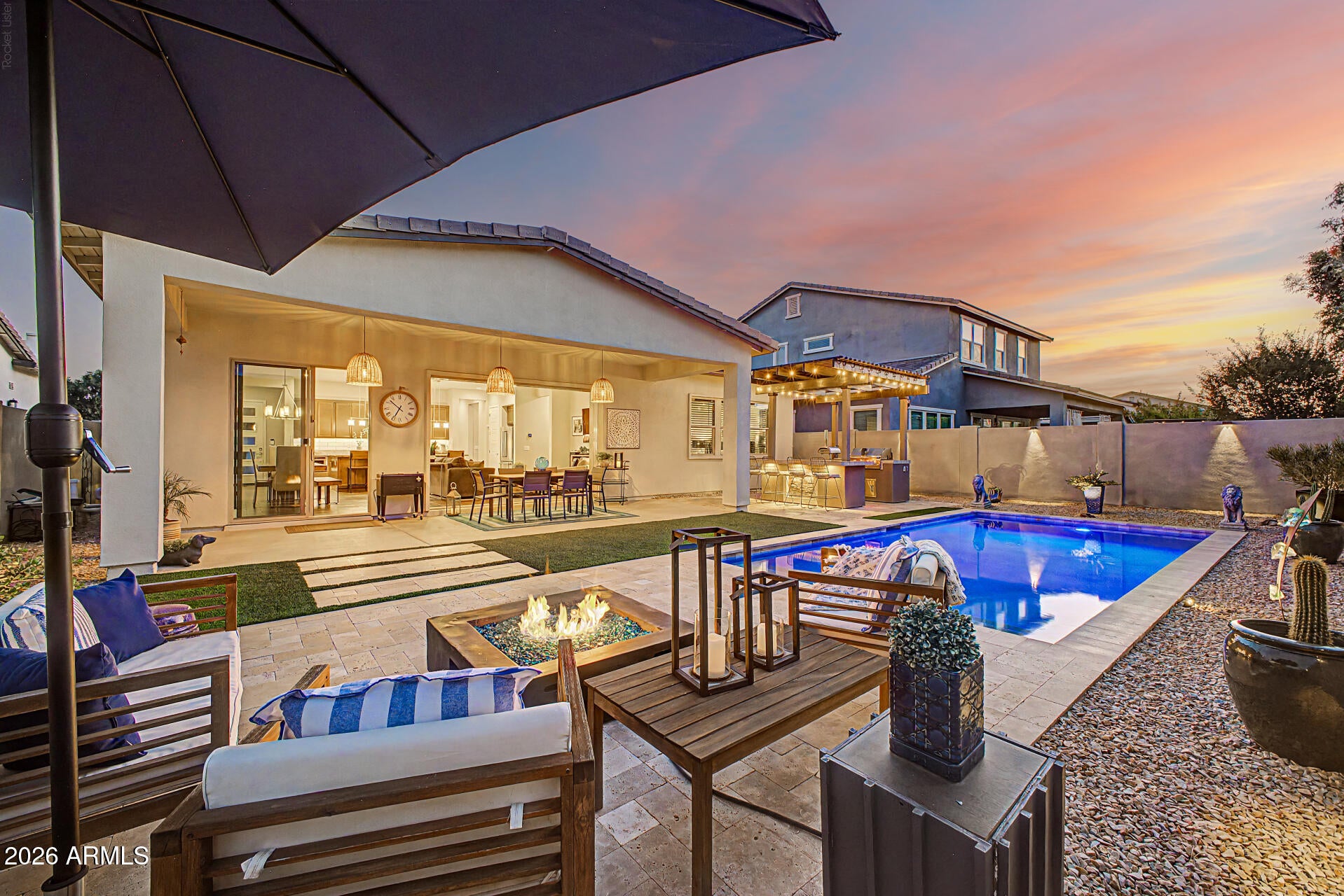 22738 E CALLE LUNA --