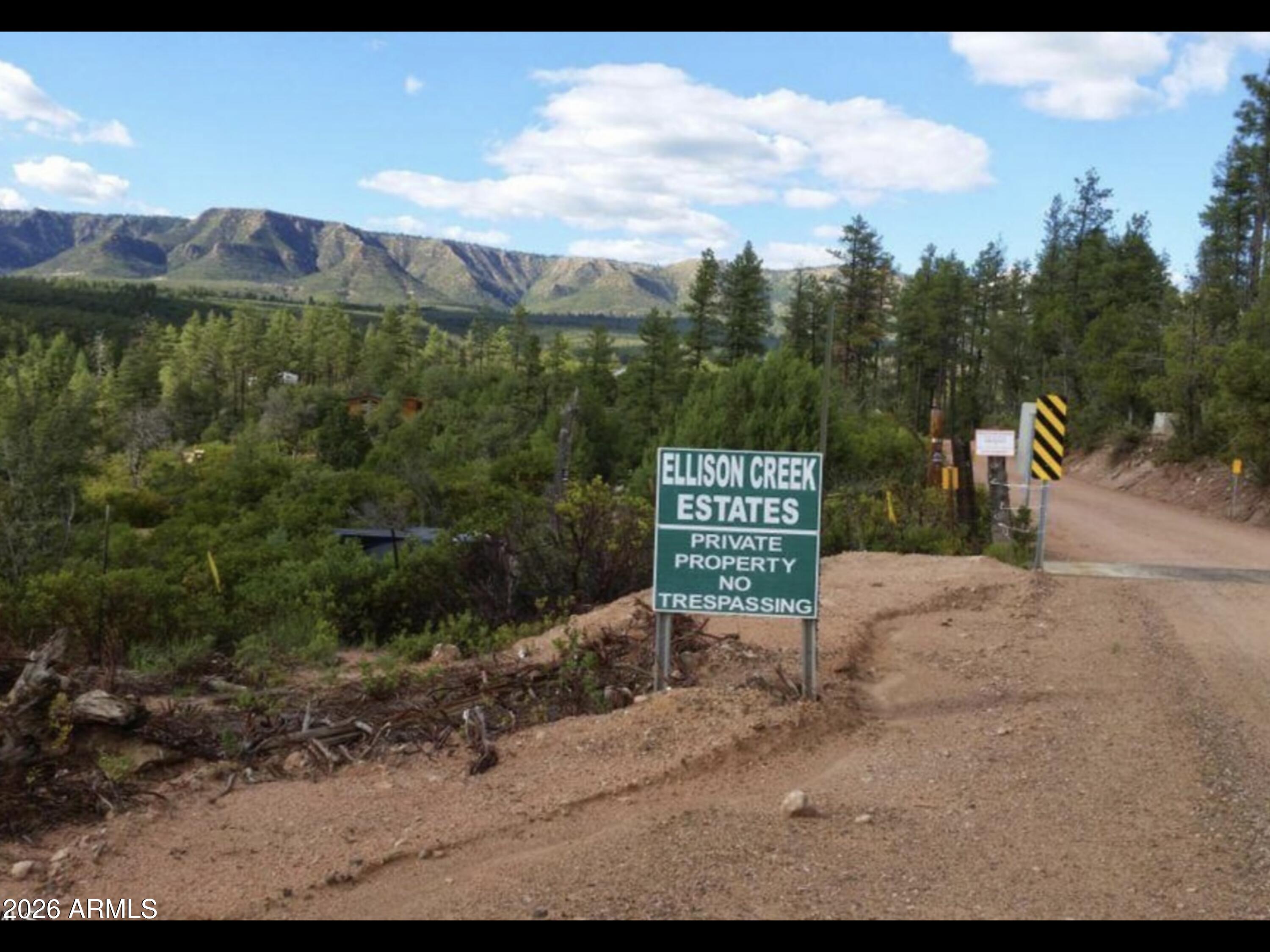 292 S Squirrels Nest Lane 11