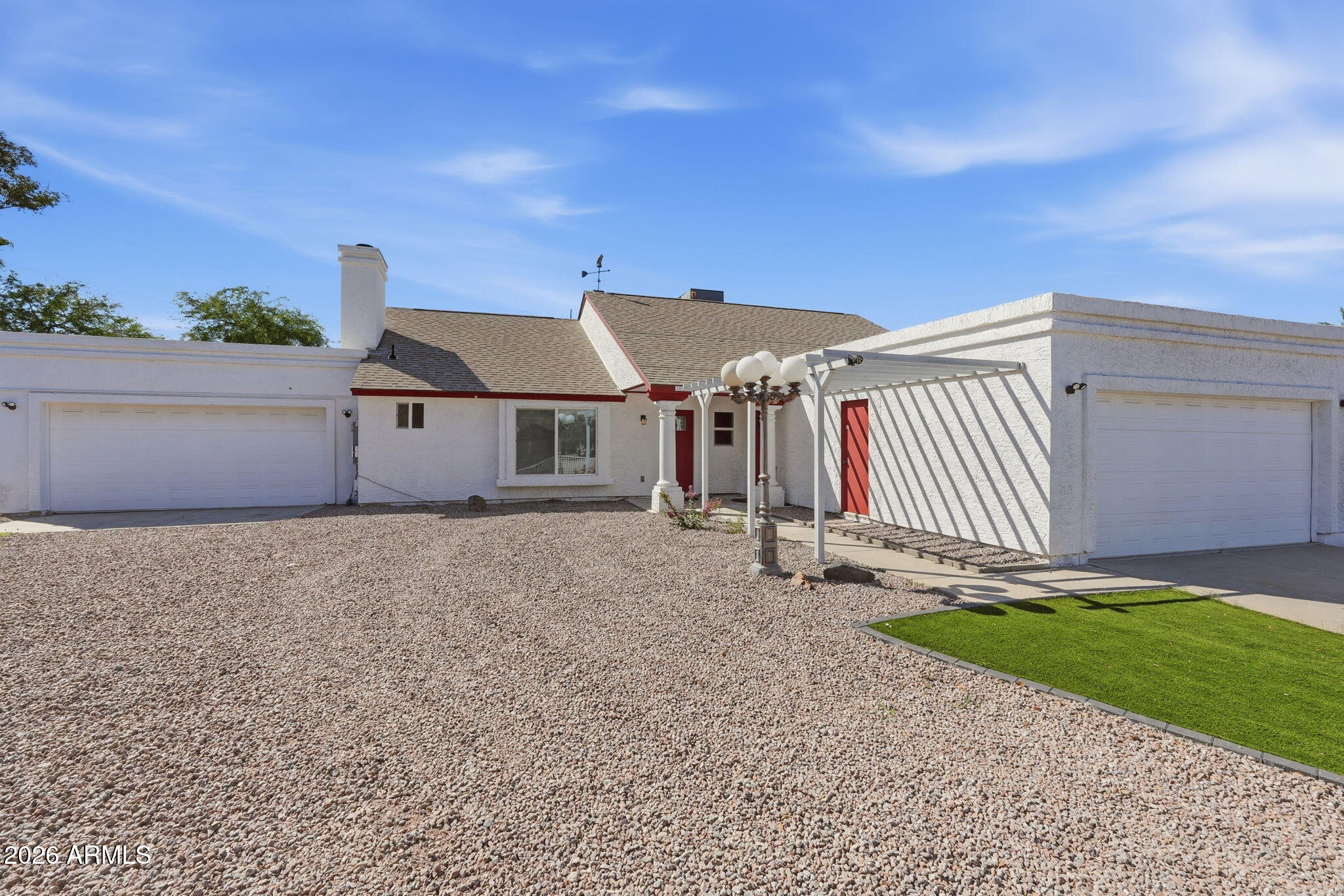 1067 E Sequoia Drive