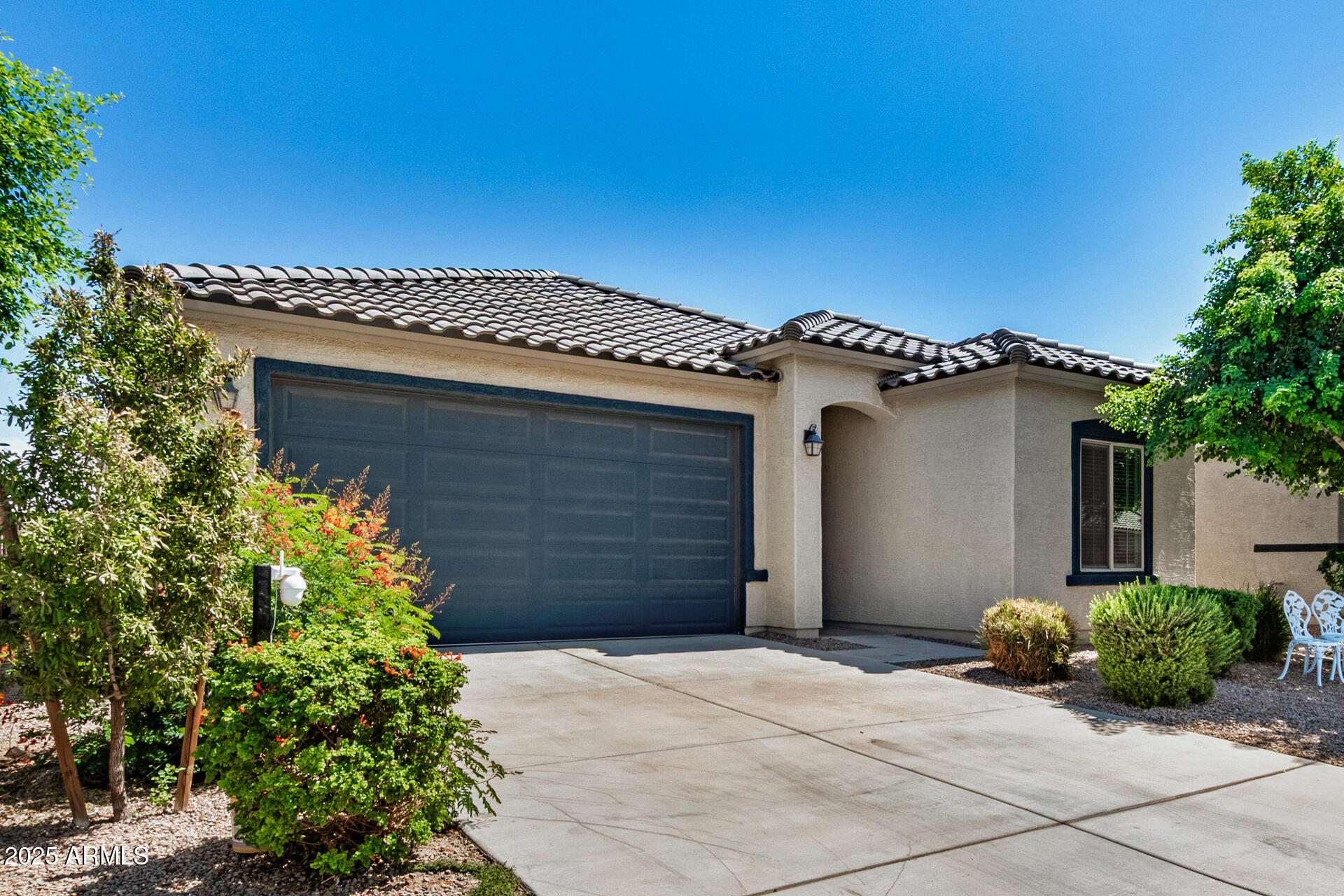 18465 N LAKESIDE Drive