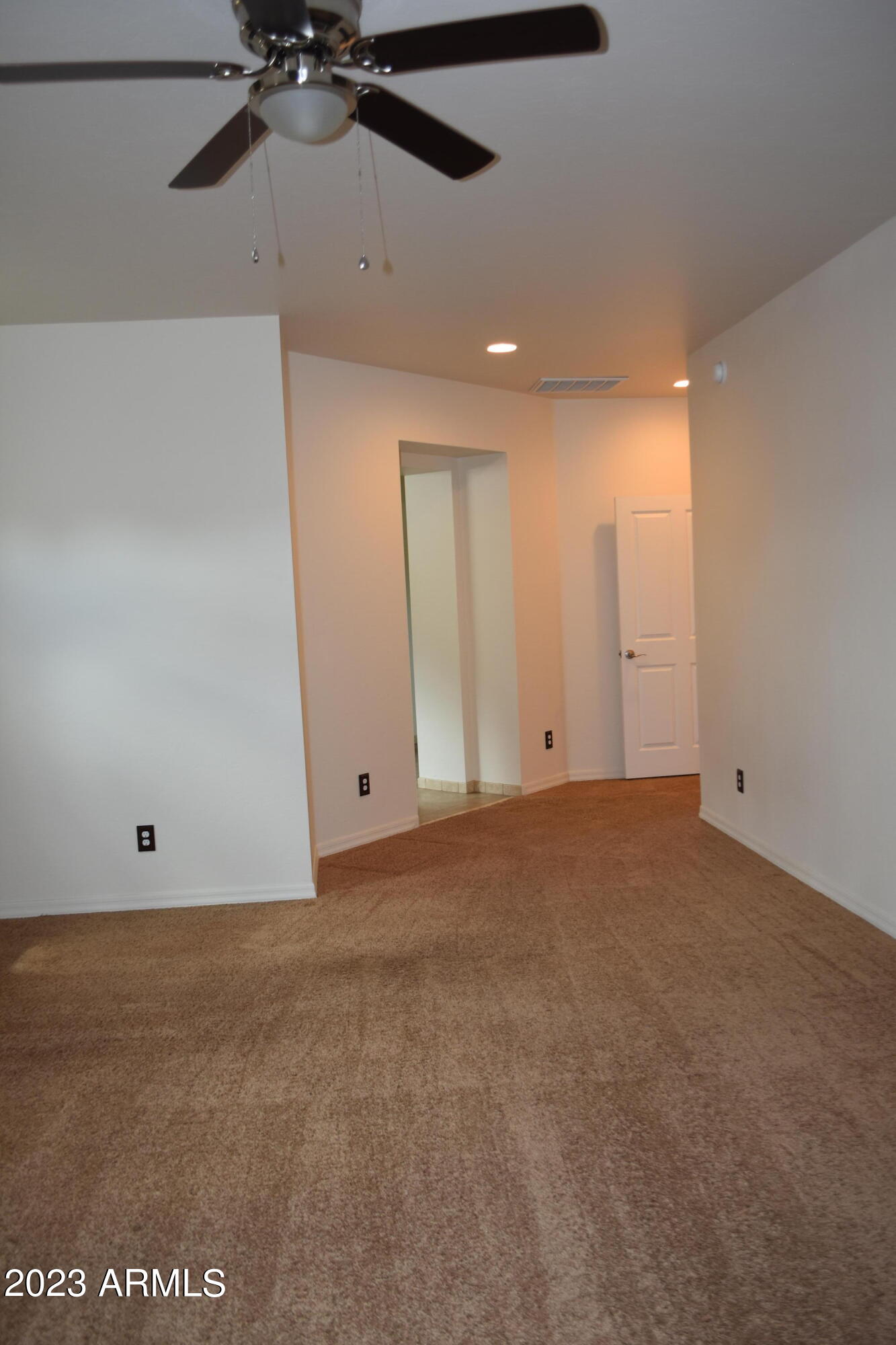 Mesa Verde Estate - Residential Lease