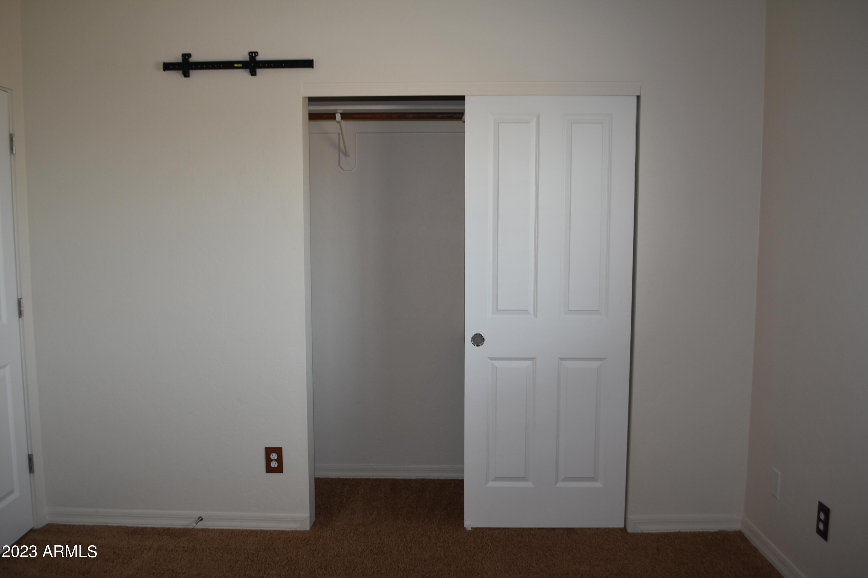 Mesa Verde Estate - Residential Lease