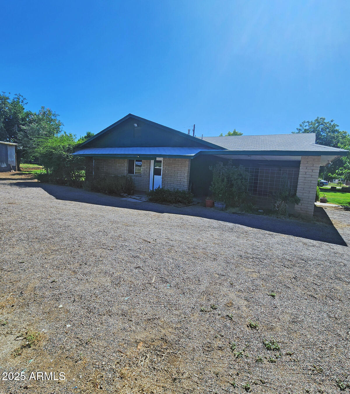 5016 W SUNRISE Drive