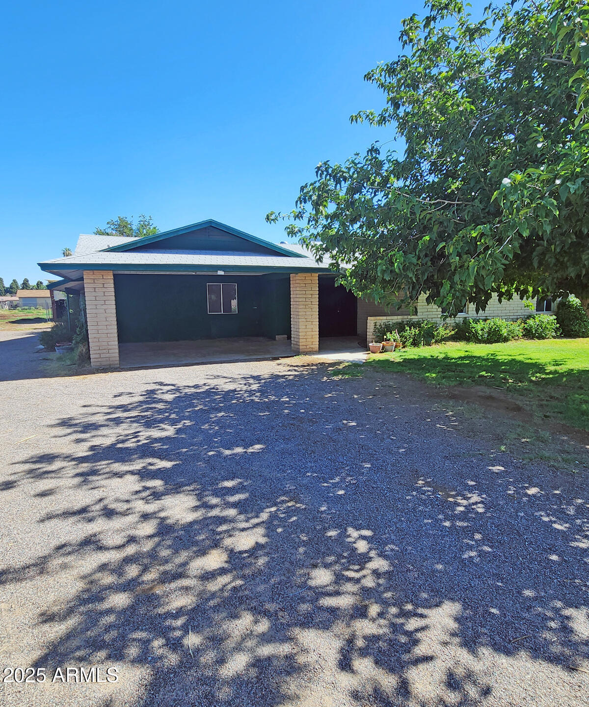 5016 W SUNRISE Drive