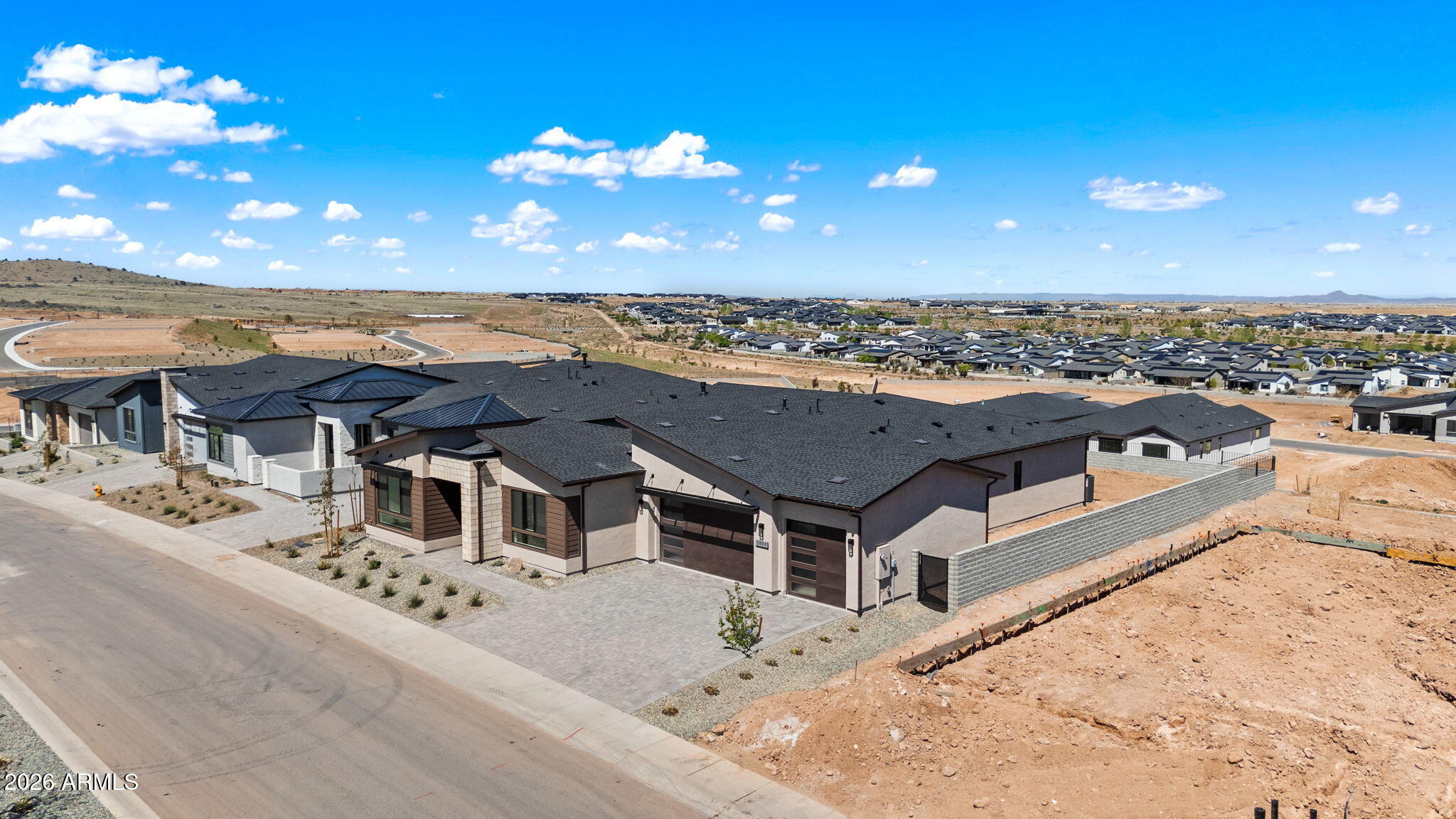5684 E BLACKBURN Court